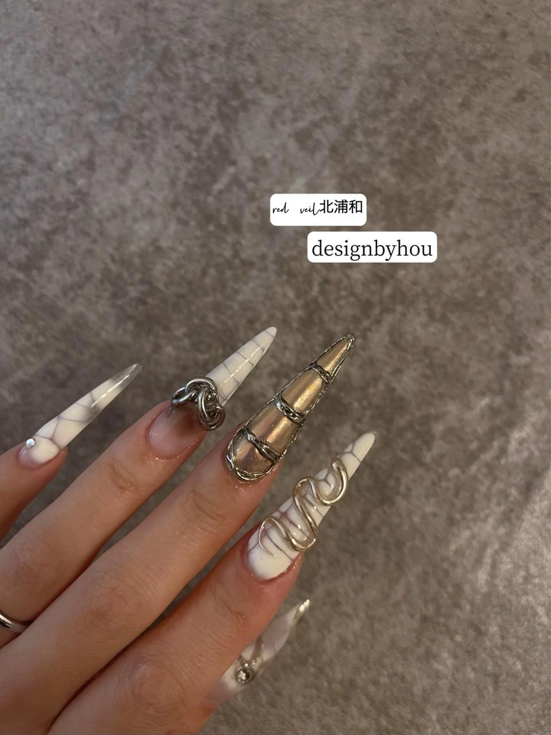 ロング ネイル ハンドネイル 長さ出し専門 nynaのネイルデザイン