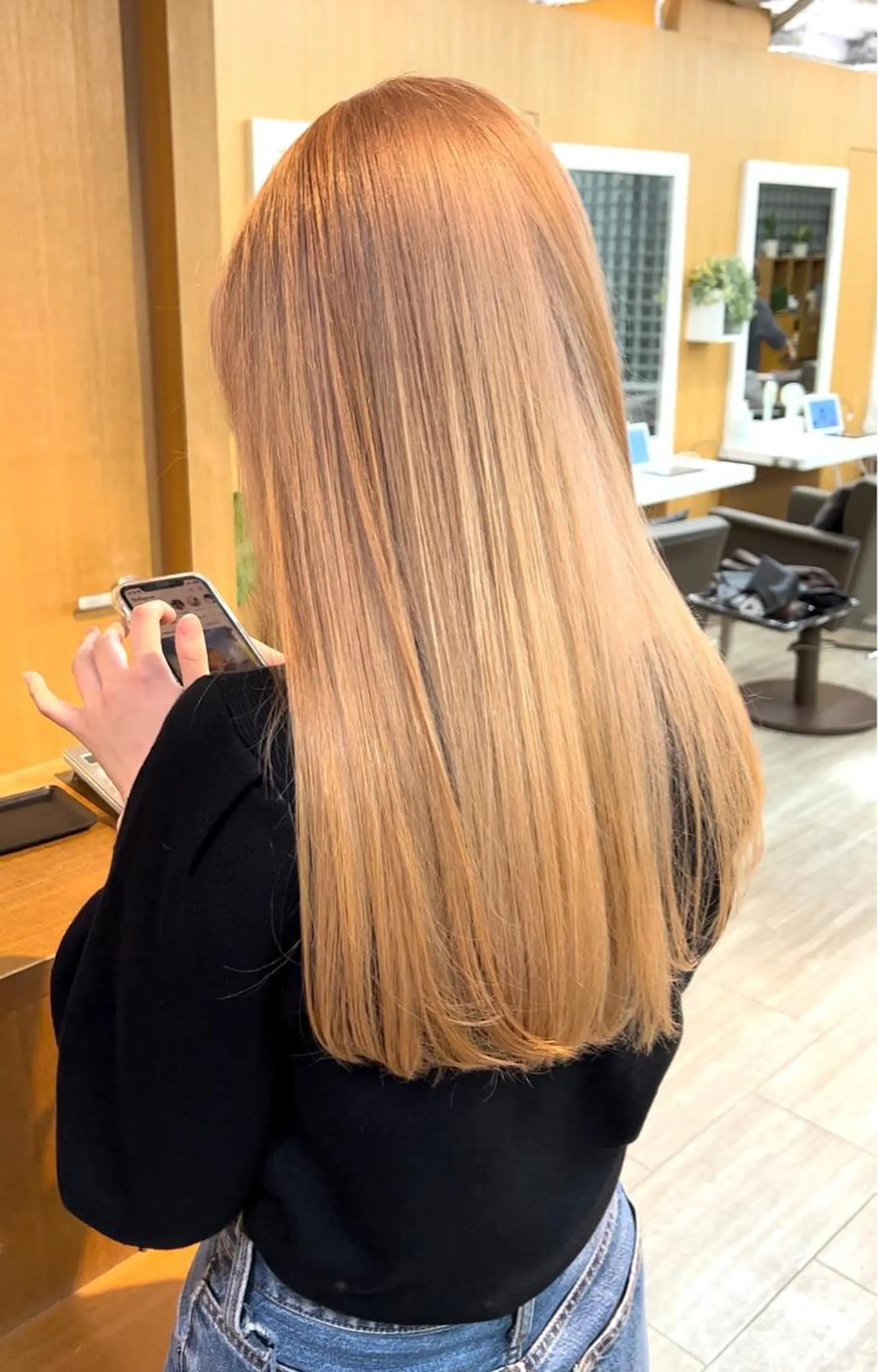 カラー ベージュカラー ブリーチ ミルクティーベージュ ヘアカラー トリートメント 透明感カラー ゆうだいのヘアスタイル