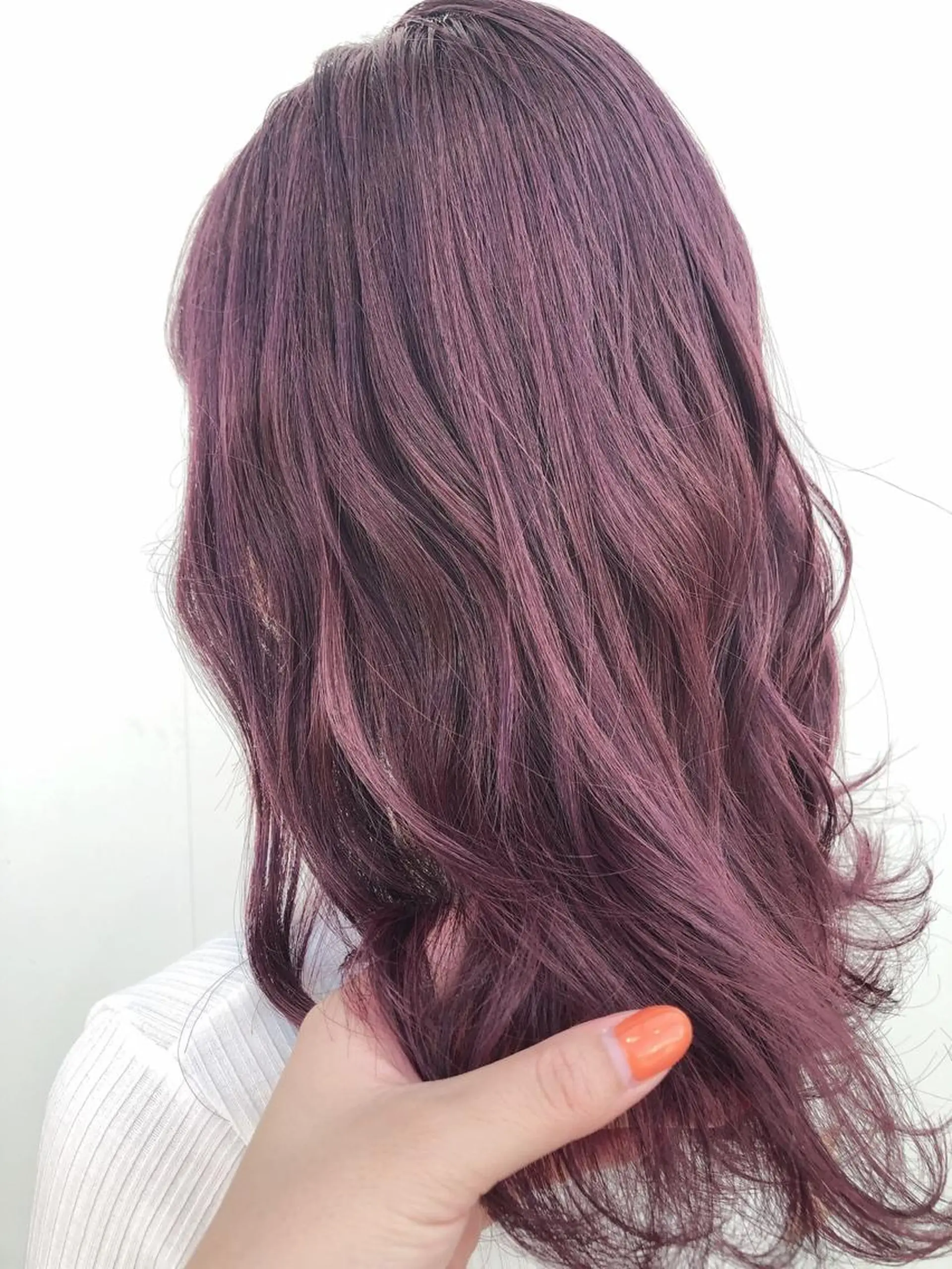 セミロング カラー 韓国🩵海外ヘア 宮川華奈のヘアスタイル