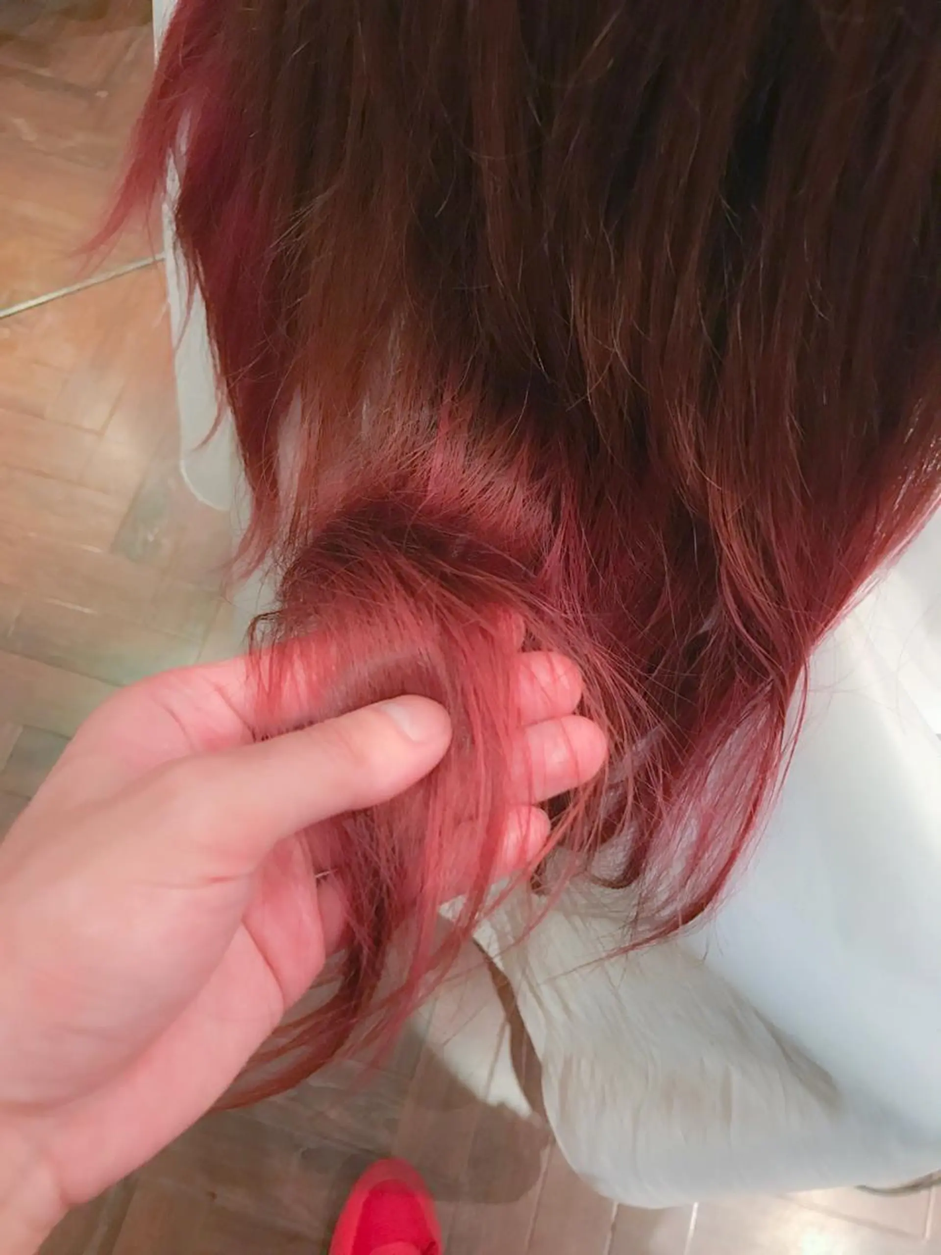カラー グラデーションカラー ピンクカラー 小森谷 亮太のヘアスタイル
