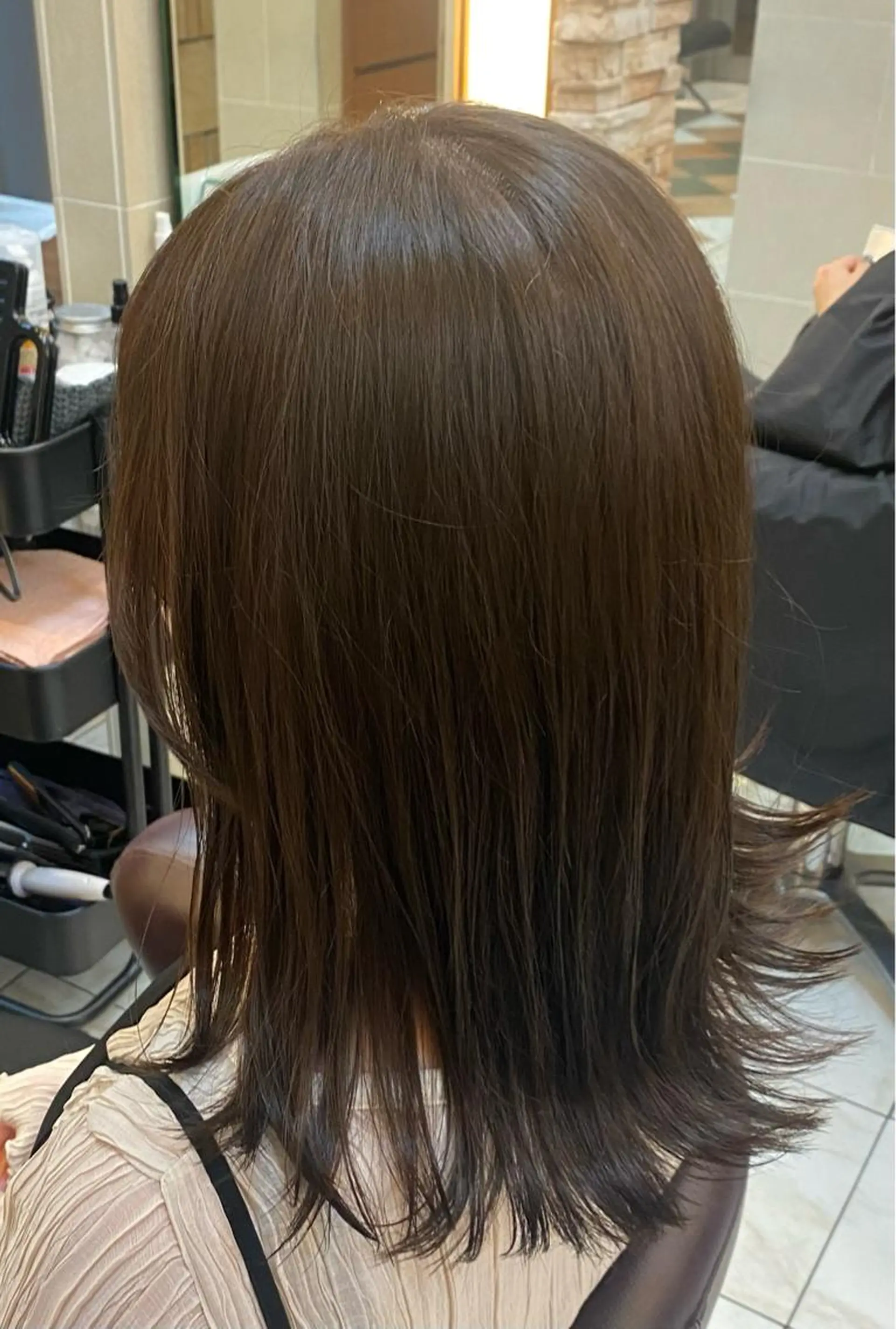 セミロング カラー ブラウンカラー オリーブブラウン カット ヘアカラー 🐰ツヤ感カラー🐰 ななこのヘアスタイル