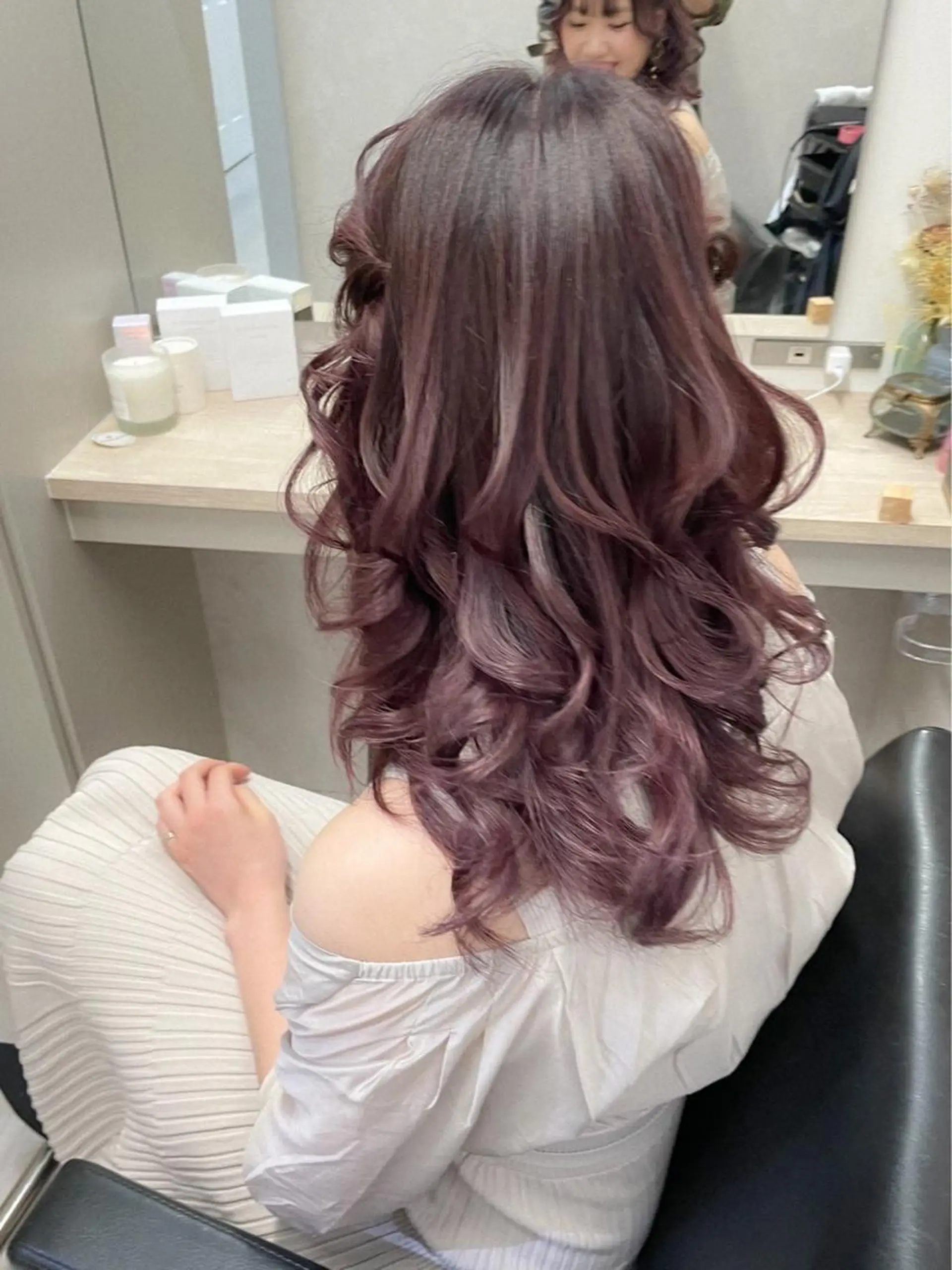 ロング カラー ヘアアレンジ ラベンダーカラー ラベンダーピンク ピンクカラー autre所属・大久保 ひでなりのヘアスタイル