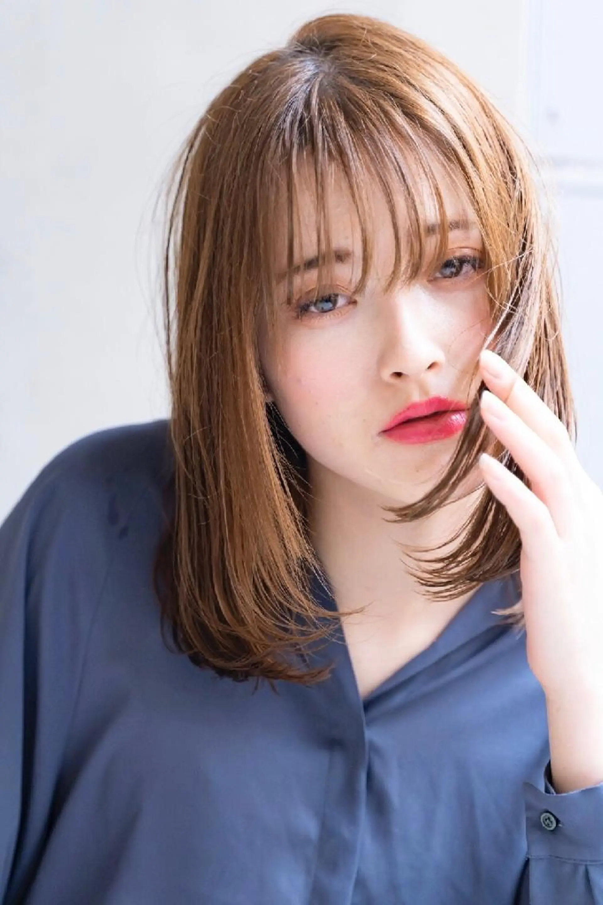 ミディアム カラー ヘアアレンジ パーマ ネイル キッズ メンズ マツエク・マツパ カット ヘアカラー トリートメント 🌸グレージュ/ 艶髪🌸yutaのヘアスタイル
