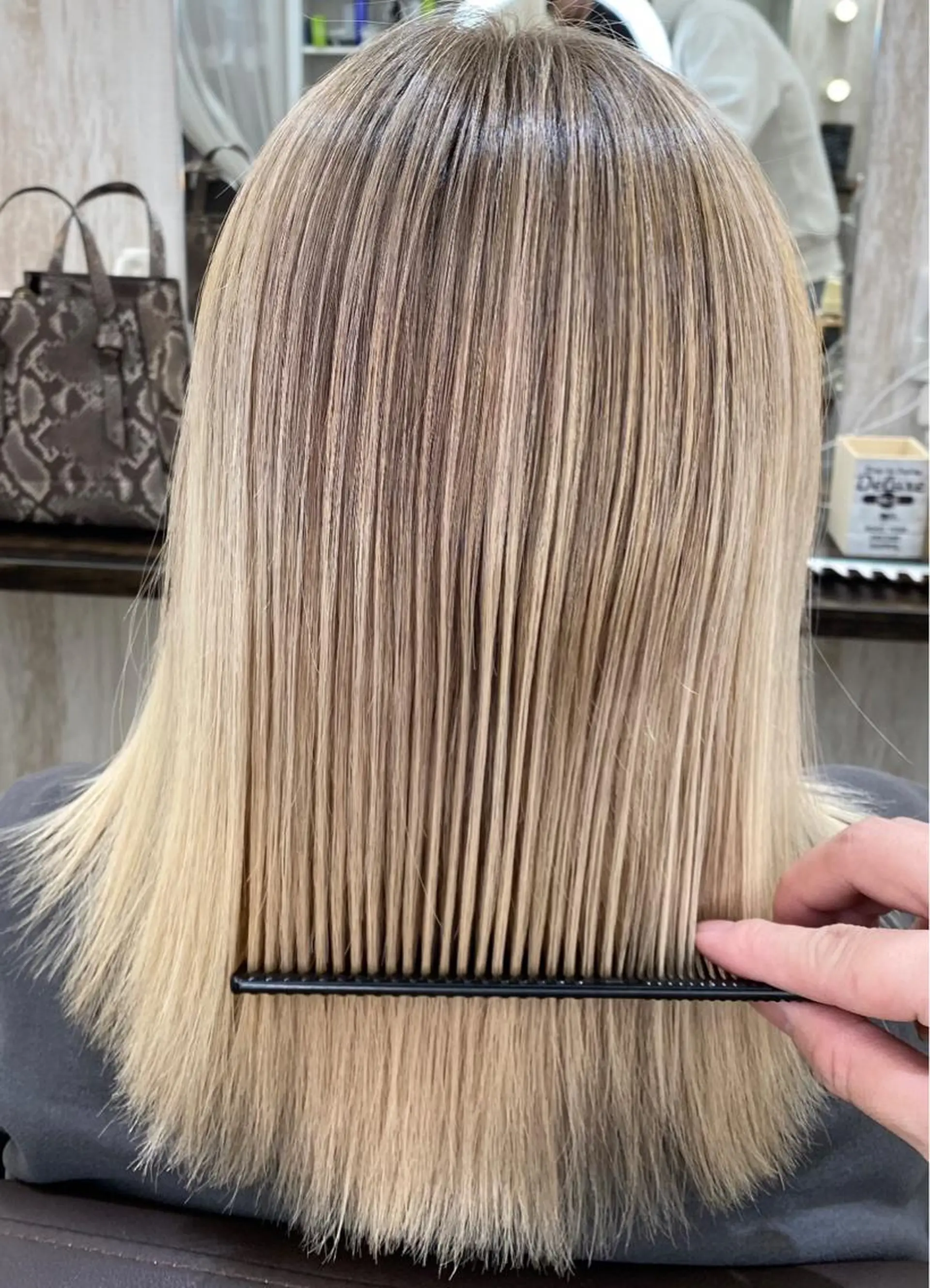 セミロング カラー プライベートサロン LyoN/RYOTAのヘアスタイル