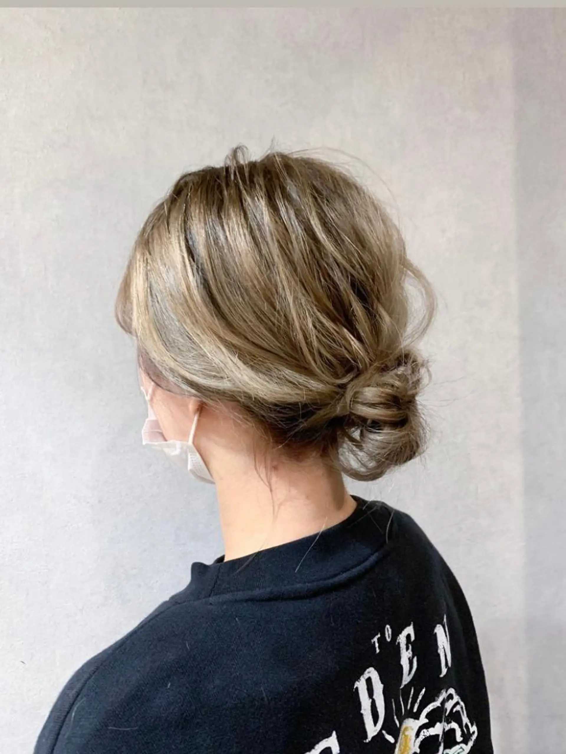 セミロング ヘアアレンジ カット🍋いらみな あかねLOuNICAのヘアスタイル