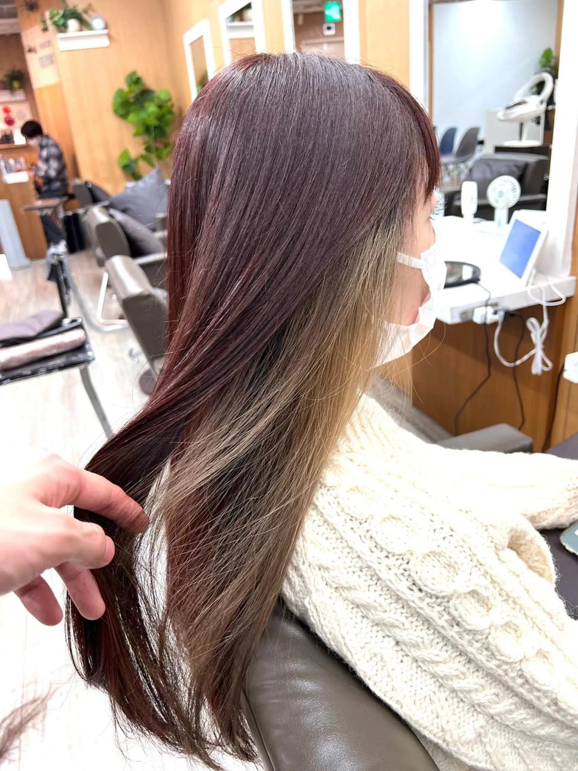 ロング カラー ヘアカラー 透明感カラー ゆうだいのヘアスタイル