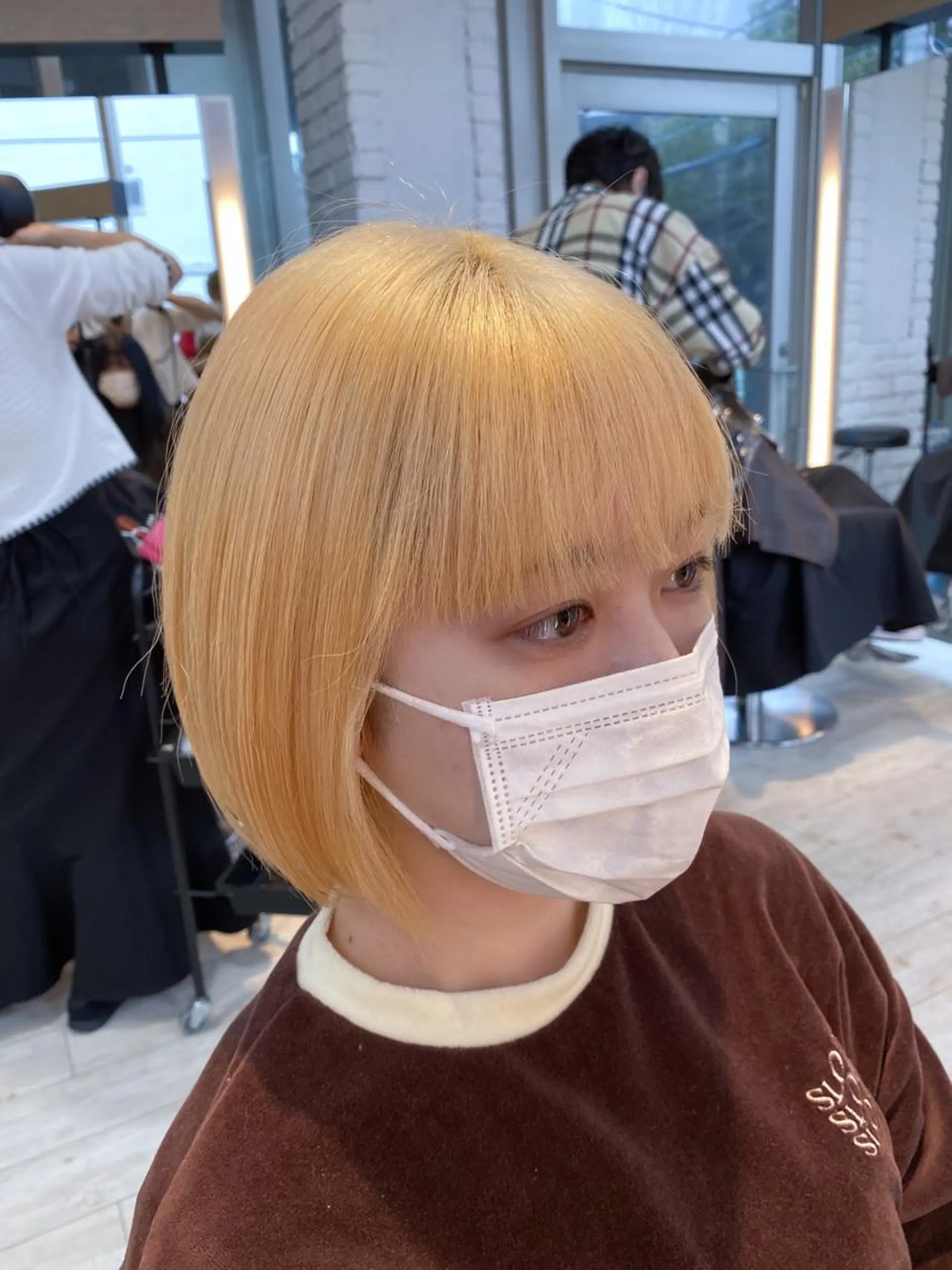 ミディアム カラー 抜きっぱなしブロンド ブロンド カット ヘアカラー トリートメント 鈴木直之/ハイトーン /ボブ/美髪矯正のヘアスタイル