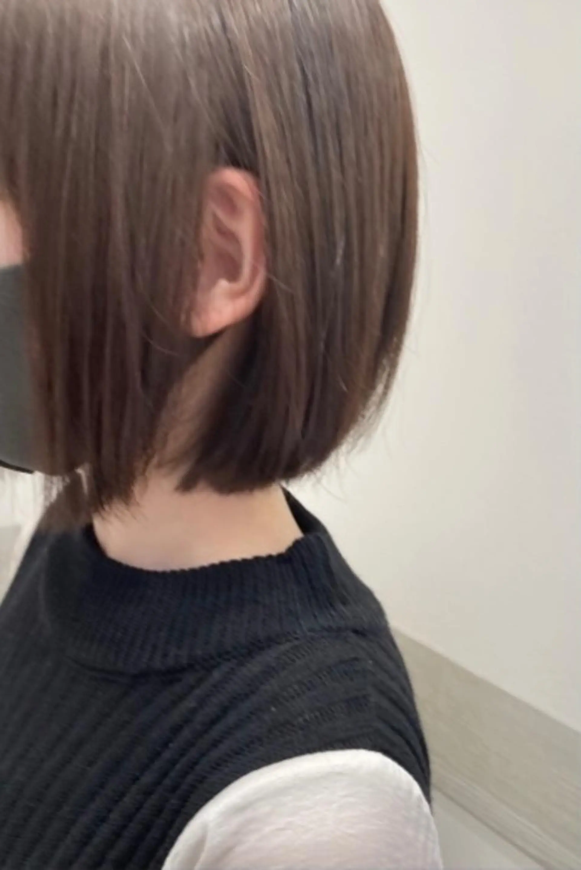 ショート カラー ボブ 佐藤 睦月のヘアスタイル