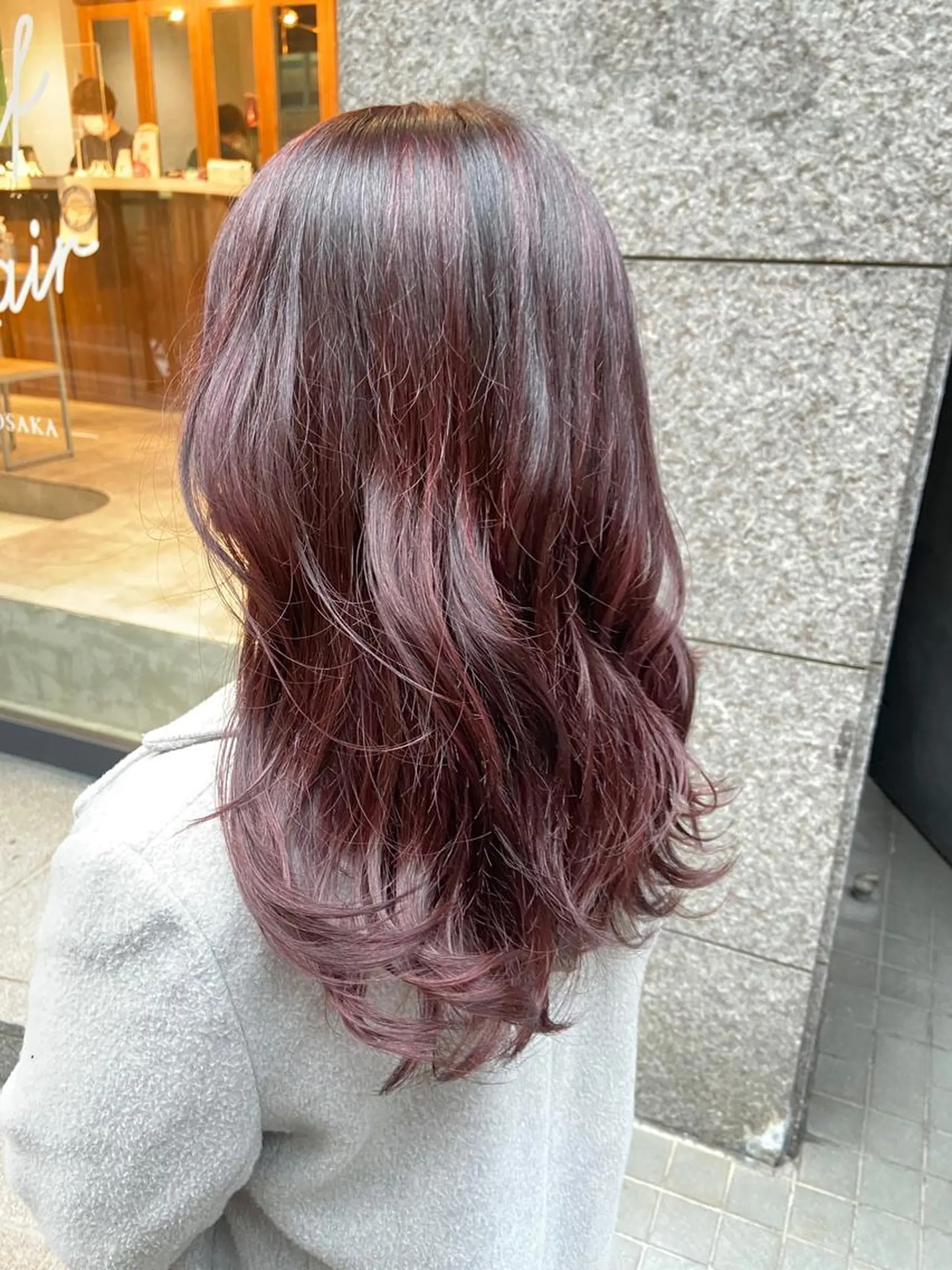 ロング カラー 透明感カラー イルミナカラー ピンクカラー バイオレットカラー ノイシキ サキのヘアスタイル