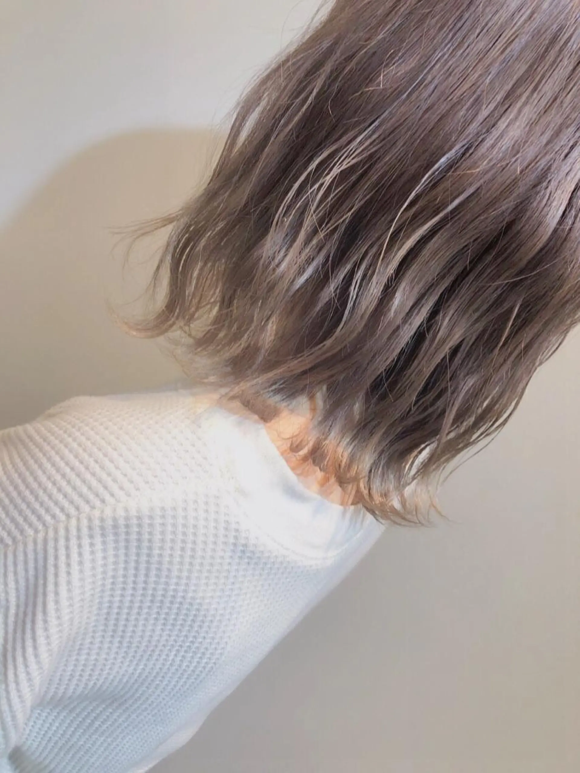 カラー ダブルカラー 中澤 美緒のヘアスタイル