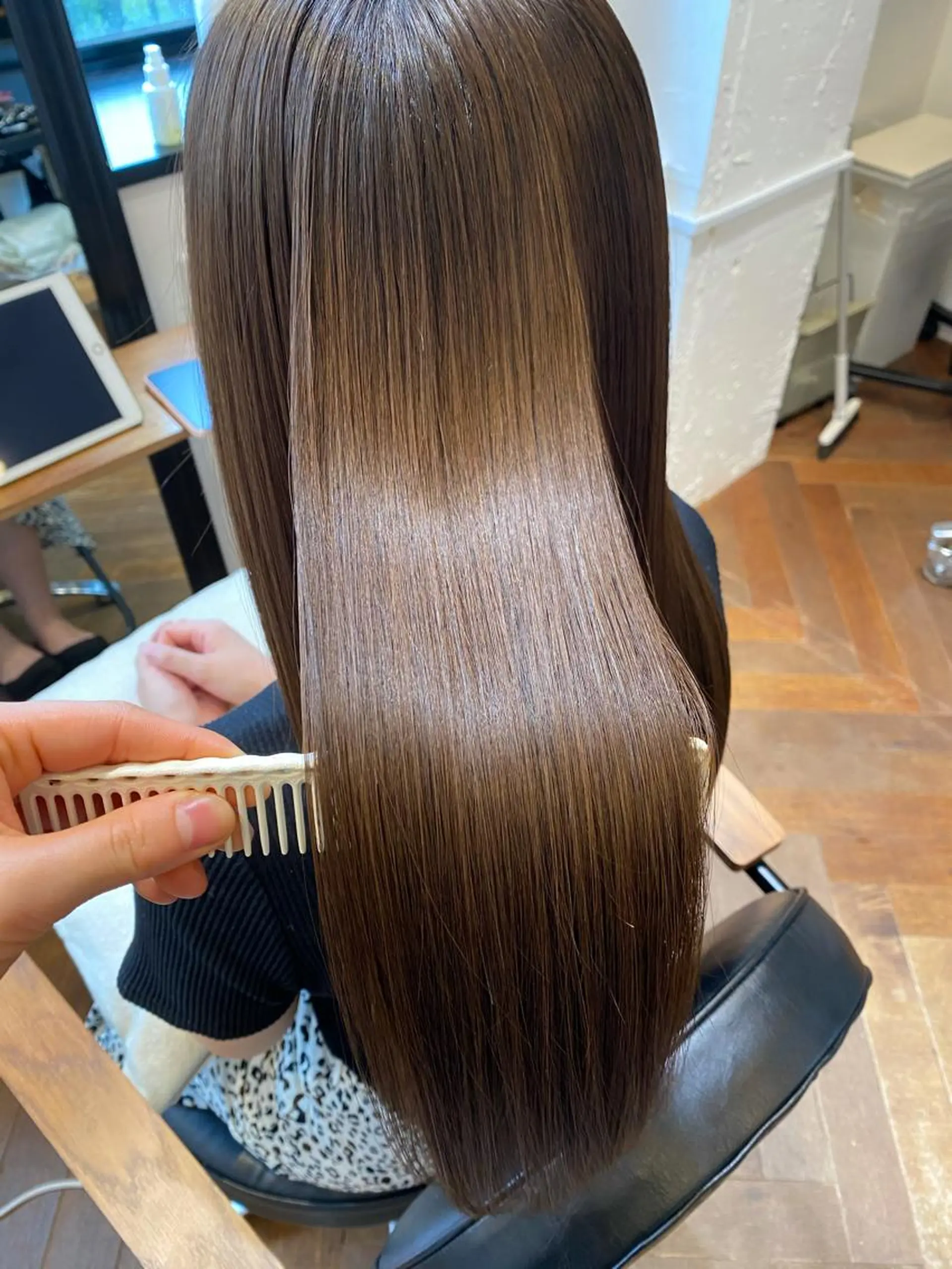 ロング カラー トリートメント カット トリートメント 顔まわりカット✨艶髪 ✨髪質改善✨伴響佳のヘアスタイル