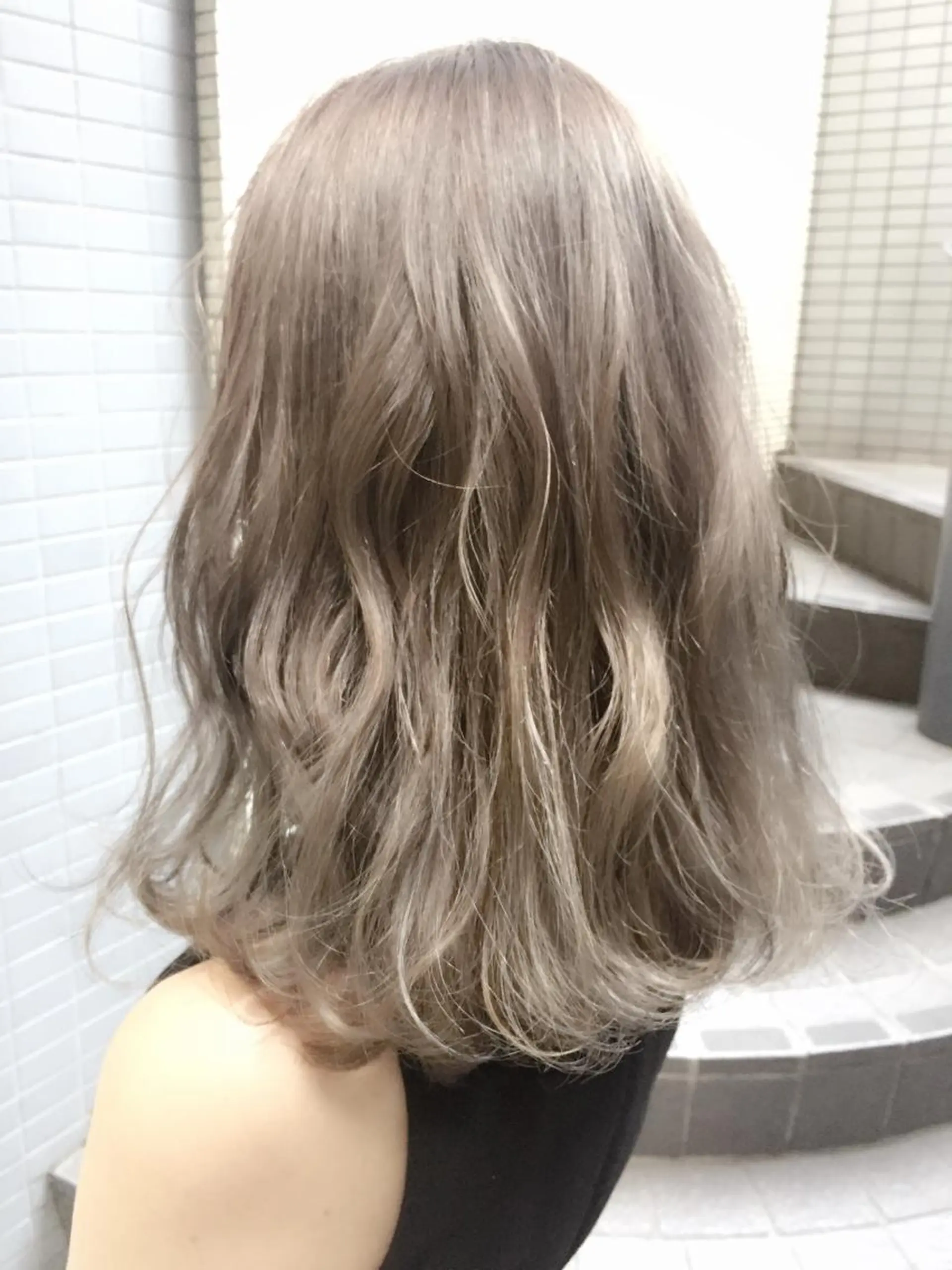 セミロング カラー パーマ ヘアアレンジ サロウィン柏所属・神山 昌子のヘアスタイル