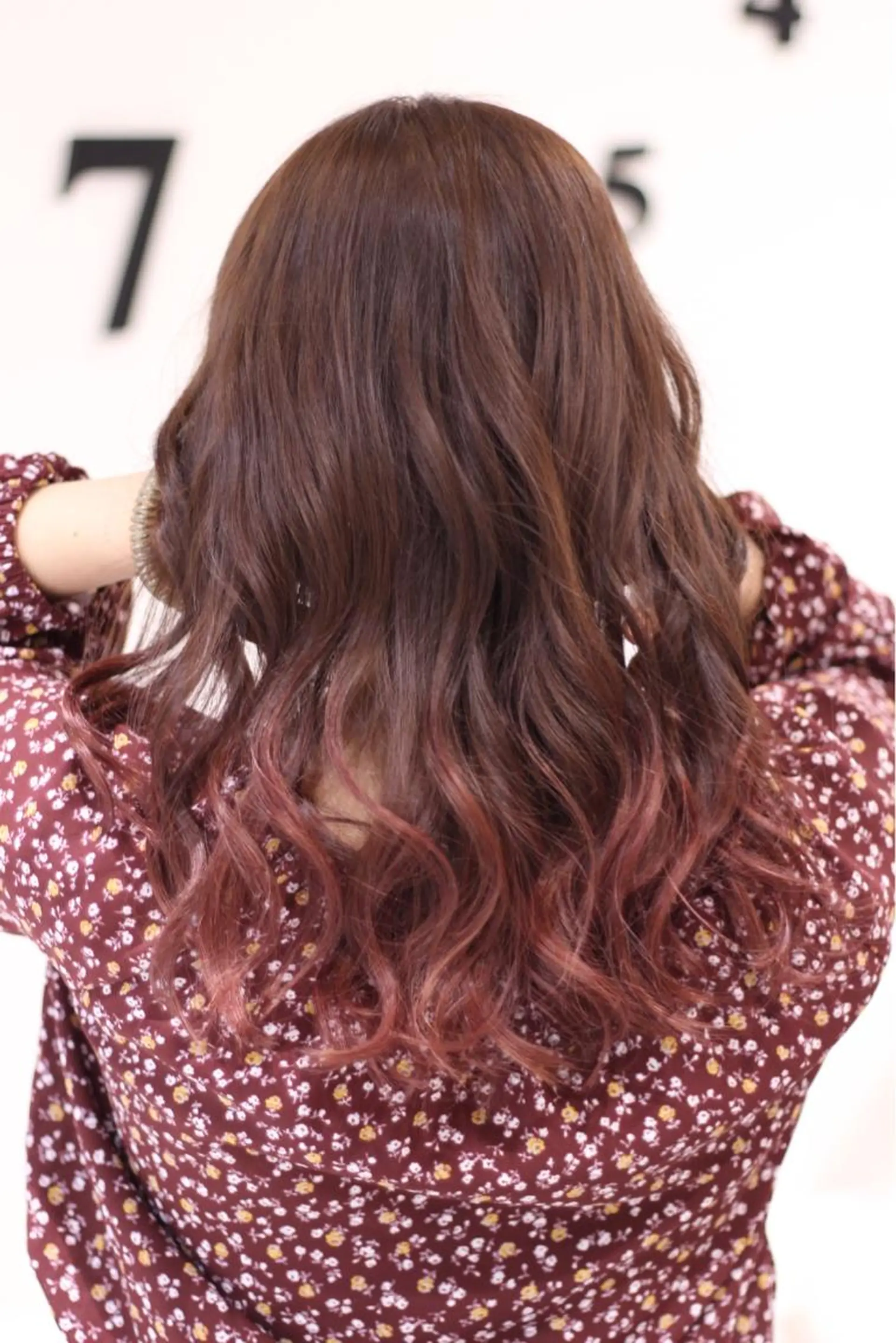 ロング カラー ヘアカラー 松吉 純平のヘアスタイル