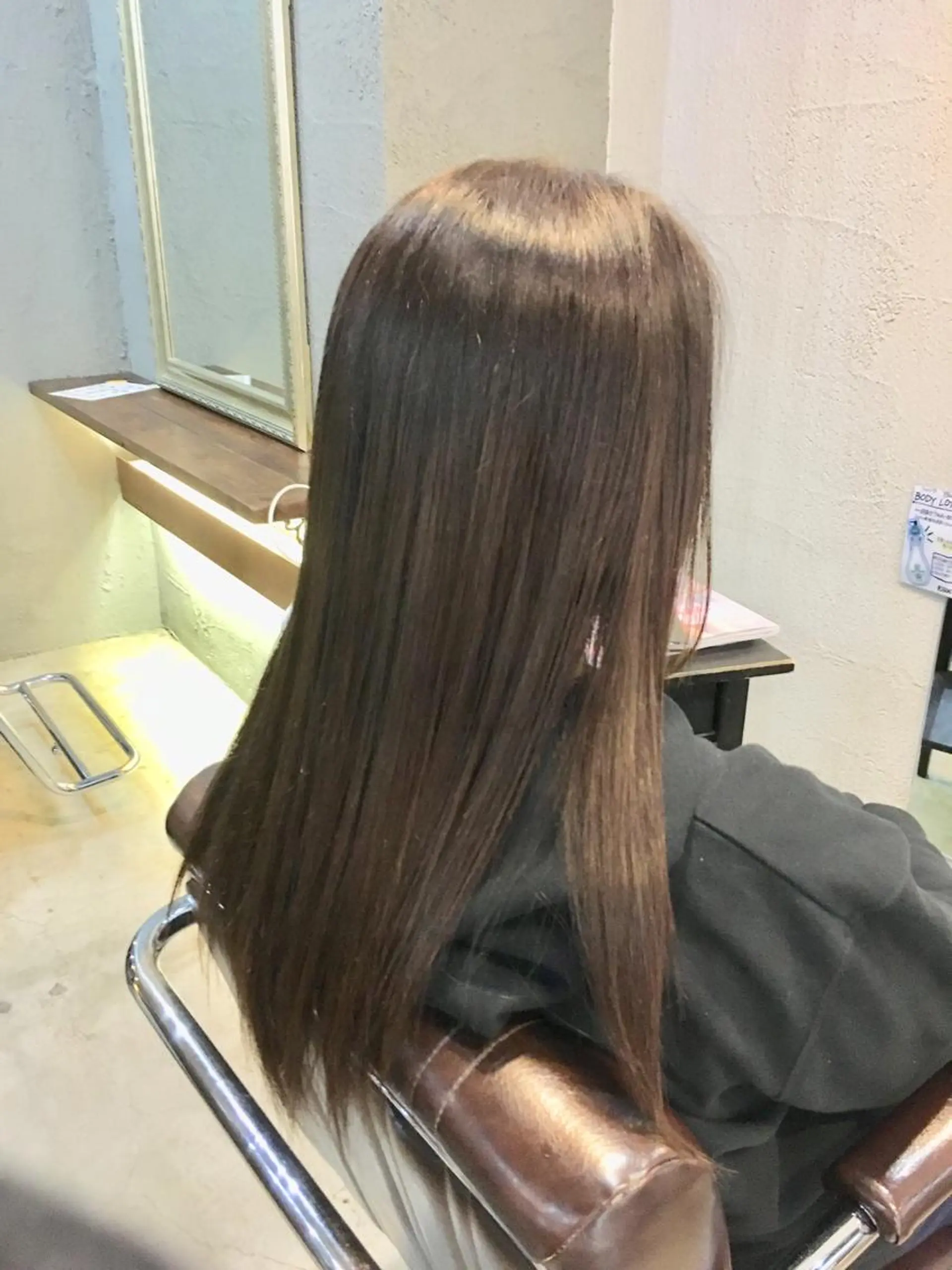 ロング カラー ベージュカラー グラデーションカラー ヘアカラー ヘッドスパ 桜田 修未のヘアスタイル