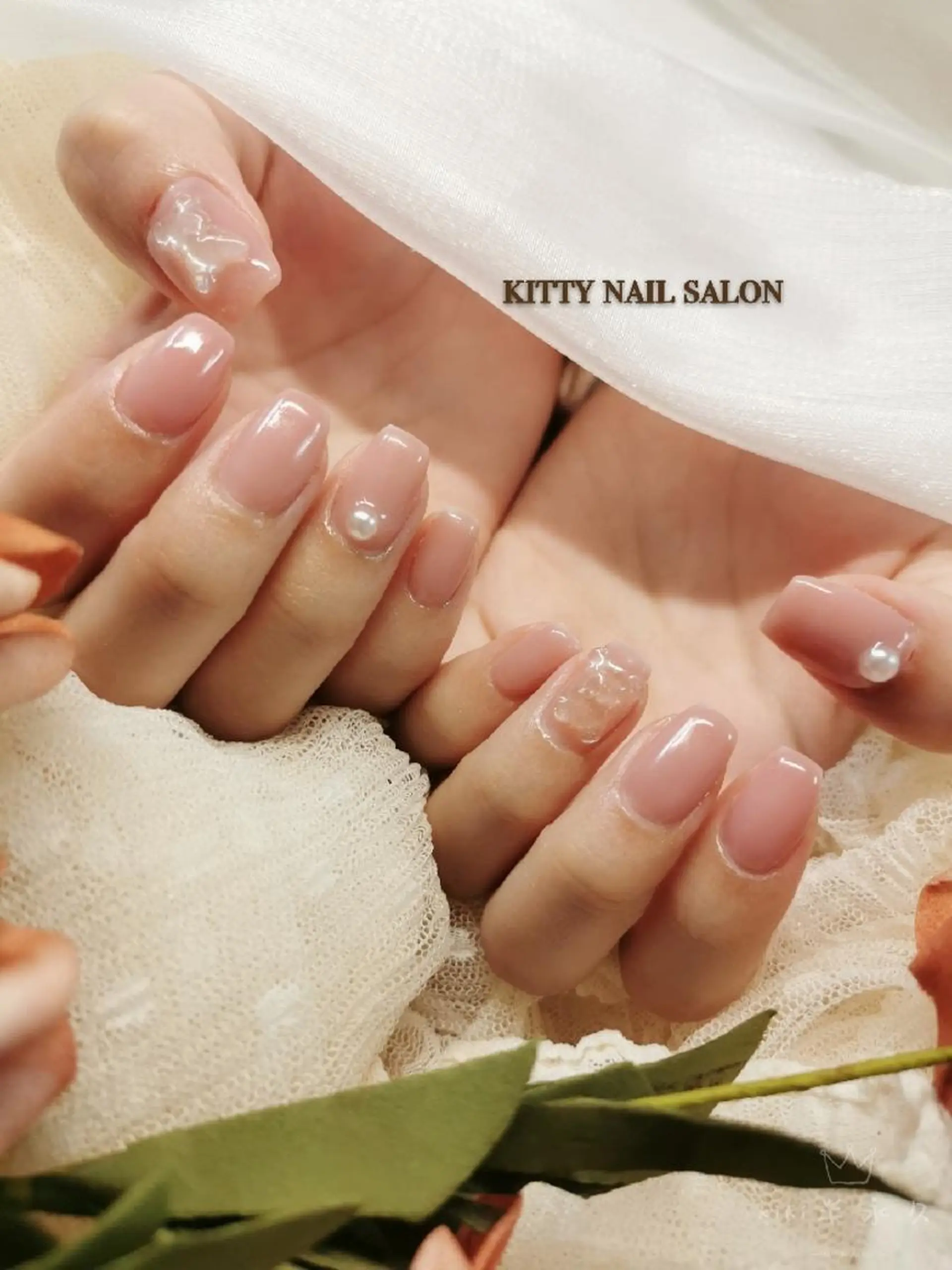 ネイル ストーンネイル ハンドネイル kitty nail salonのネイルデザイン