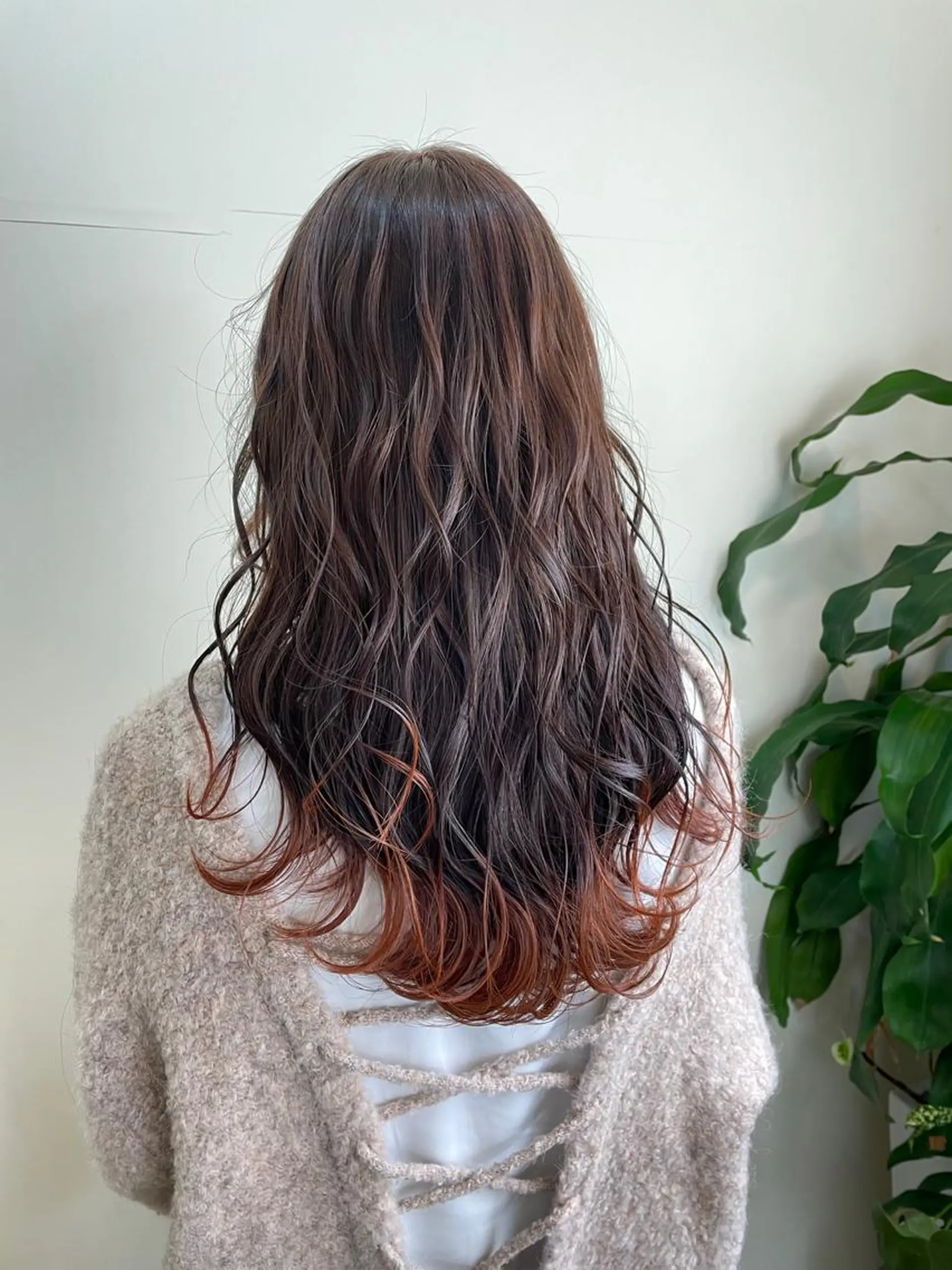 ロング カラー 編み込みエクステ プルエクステ シールエクステ バレイヤージュ ブリーチ カット ヘアカラー WEST OLAND加藤圭介のヘアスタイル