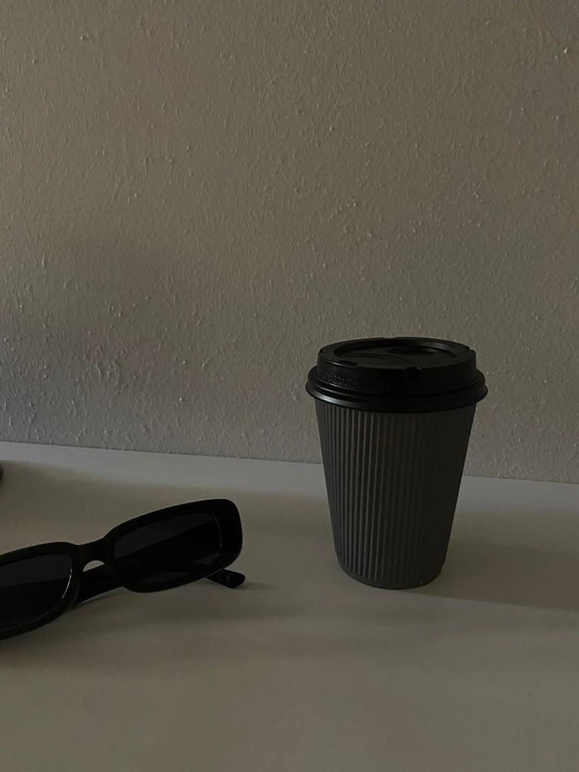 ネイル オーロラネイル 長さ出し ジェルネイル 韓国ネイル マグネットネイル ちゅるんネイル🪄 耳ツボジュエリー🔗のネイルデザイン