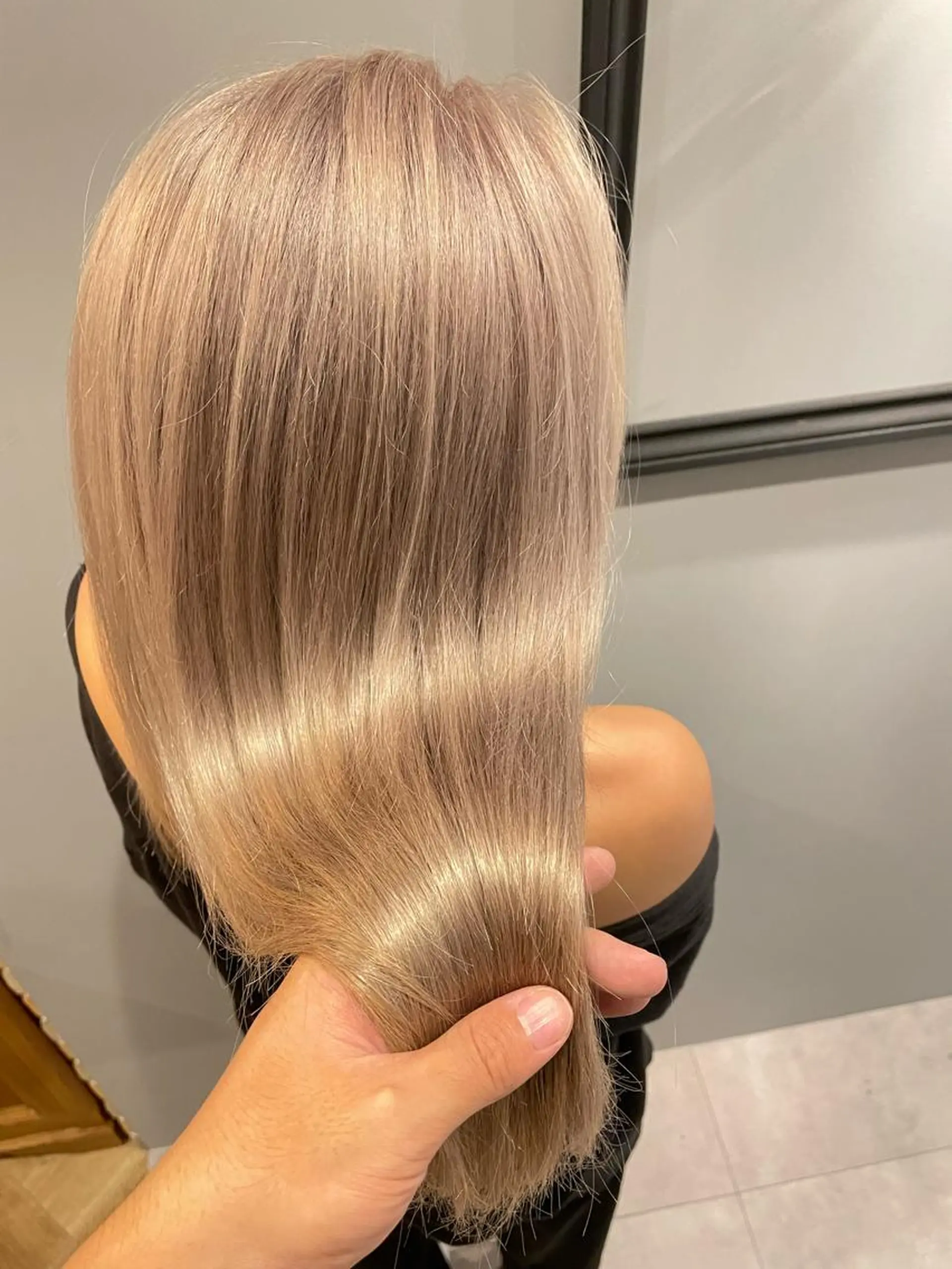 ミディアム カット トリートメント AUBE HAIR Sunny宇都宮所属・阿見 大成のヘアスタイル