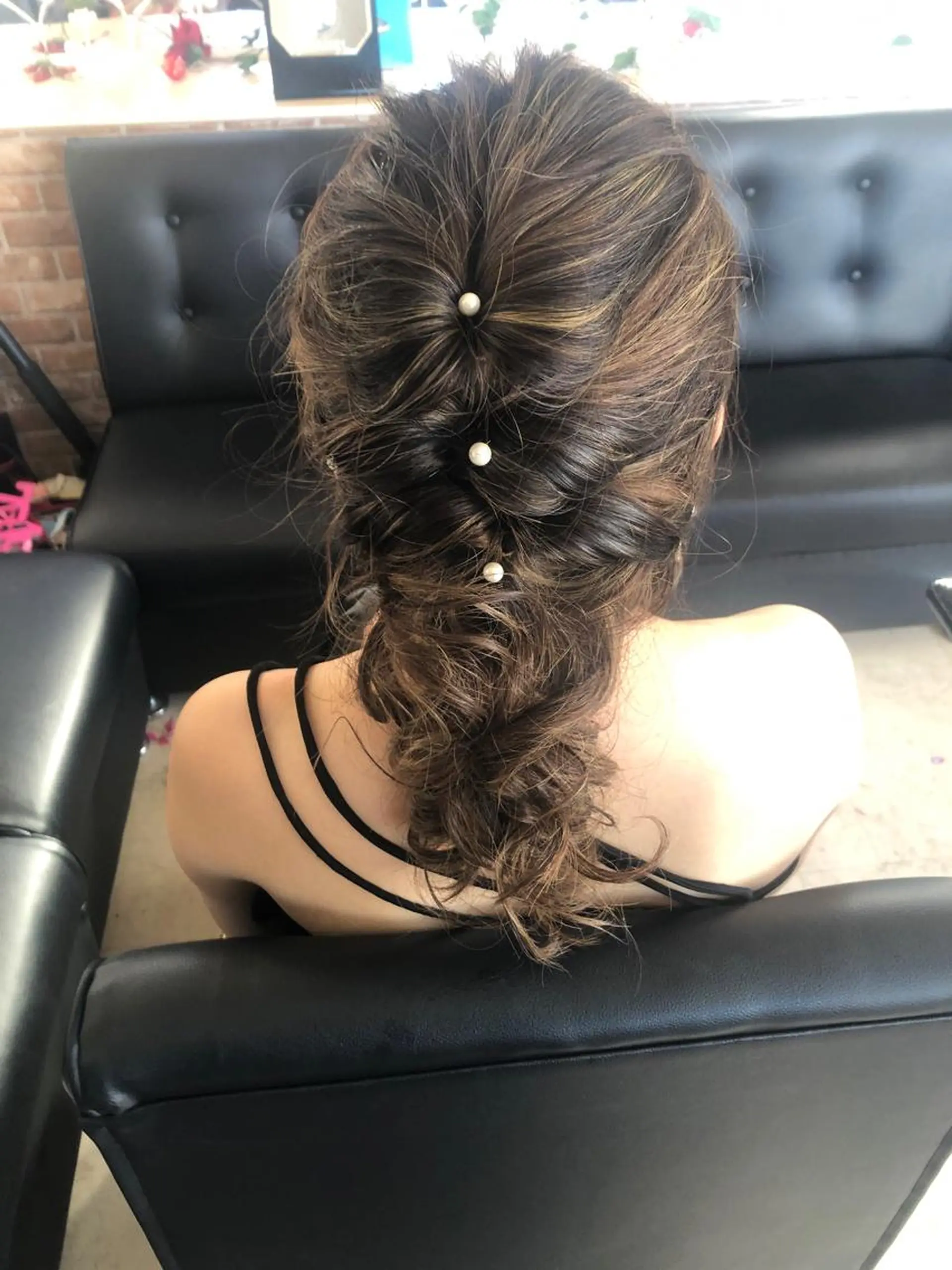 ロング カラー パーマ ヘアアレンジ メンズ キッズ ネイル マツエク・マツパ 銀河 ティンガーラのヘアスタイル