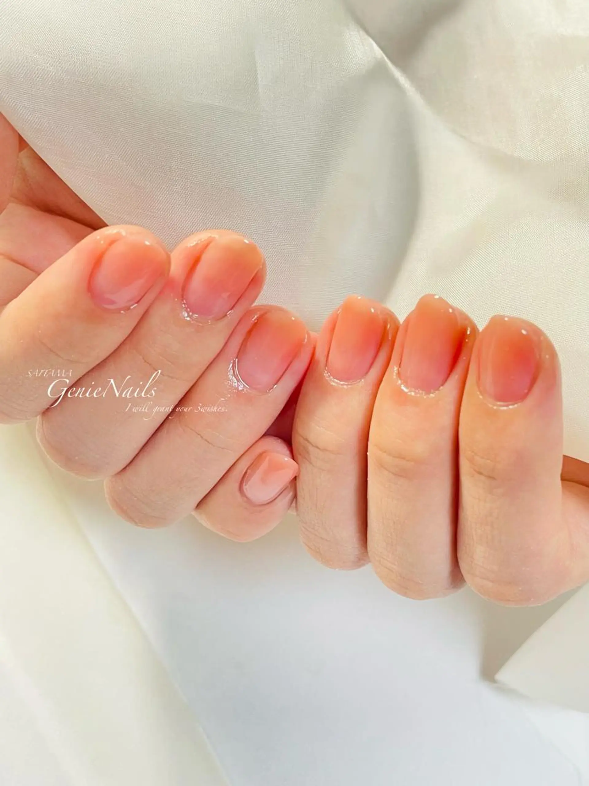 ネイル フットネイル キラキラネイル ロングネイル ミラーネイル ニュアンスネイル ハンドネイル Genie Nailsのネイルデザイン