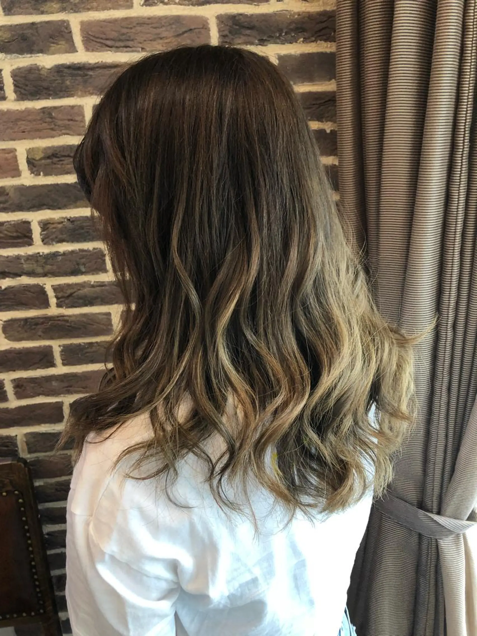 セミロング カラー 高橋 隆一のヘアスタイル