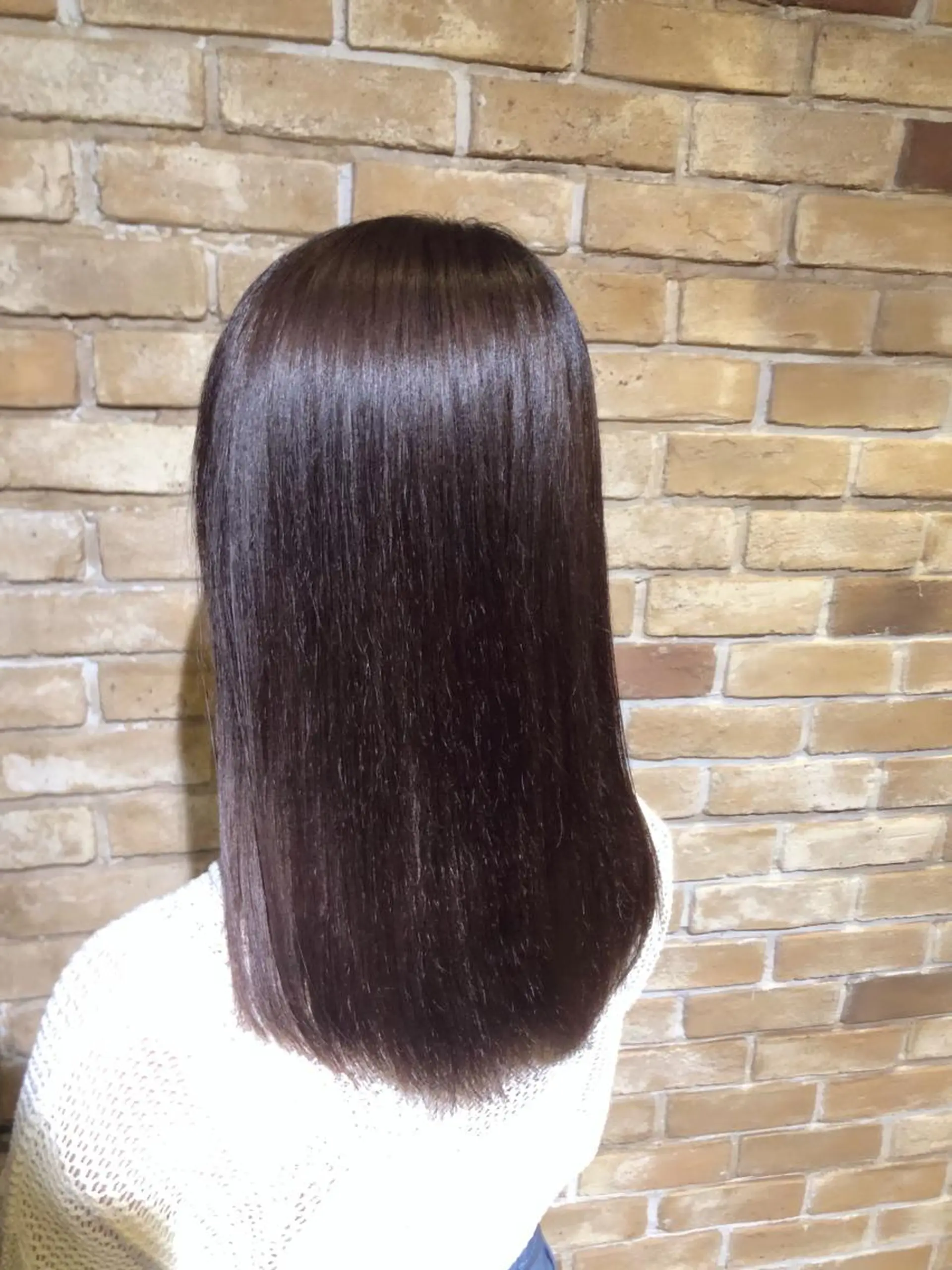 セミロング 髪質改善 🧡ミルクティー/ レイヤー🧡ショウナのヘアスタイル