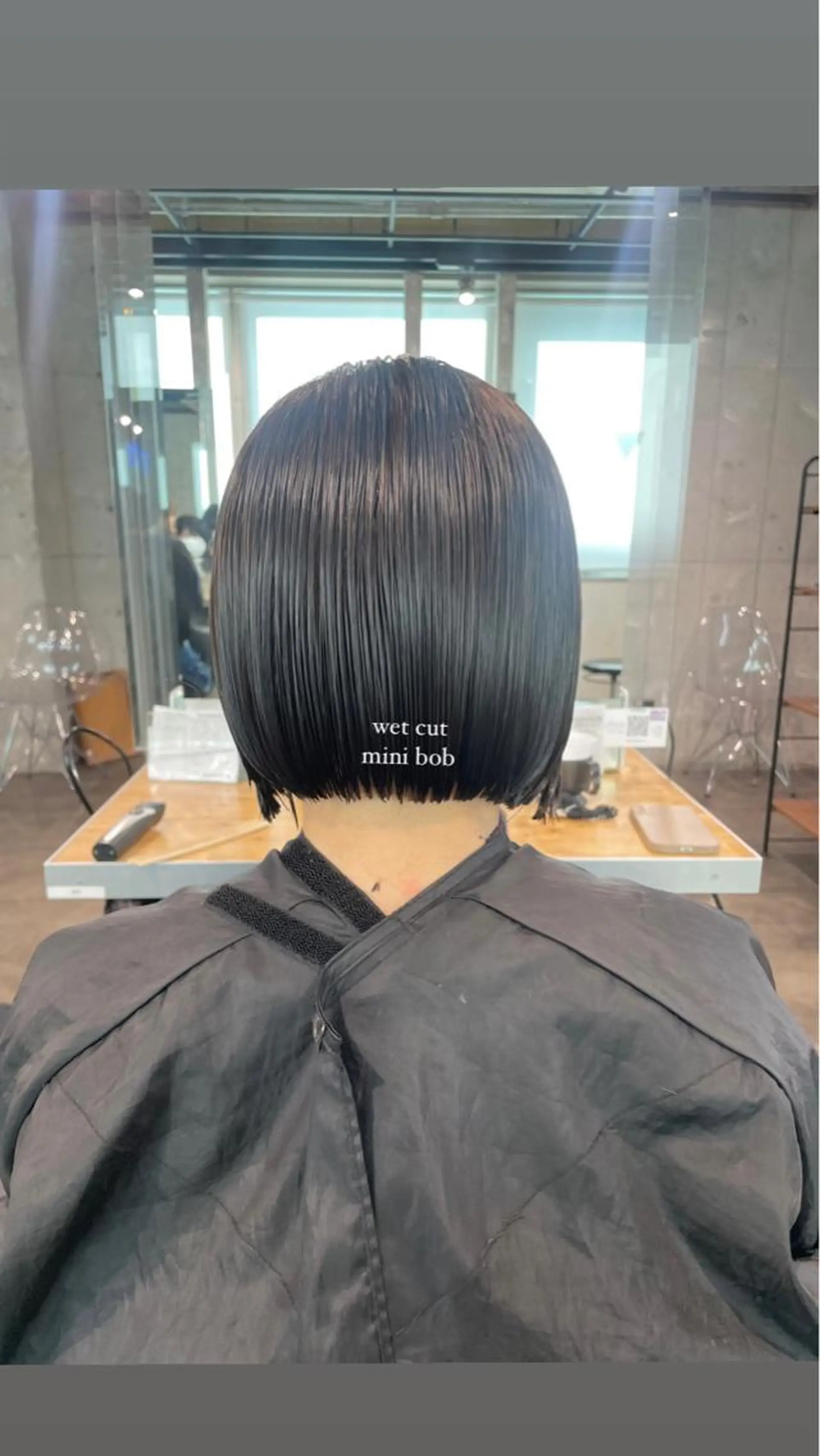 ショート カラー パーマ ヘアアレンジ メンズ キッズ ネイル マツエク・マツパ アイブロウ 透明感カラー・レイヤ ー🎀amika🎀のヘアスタイル