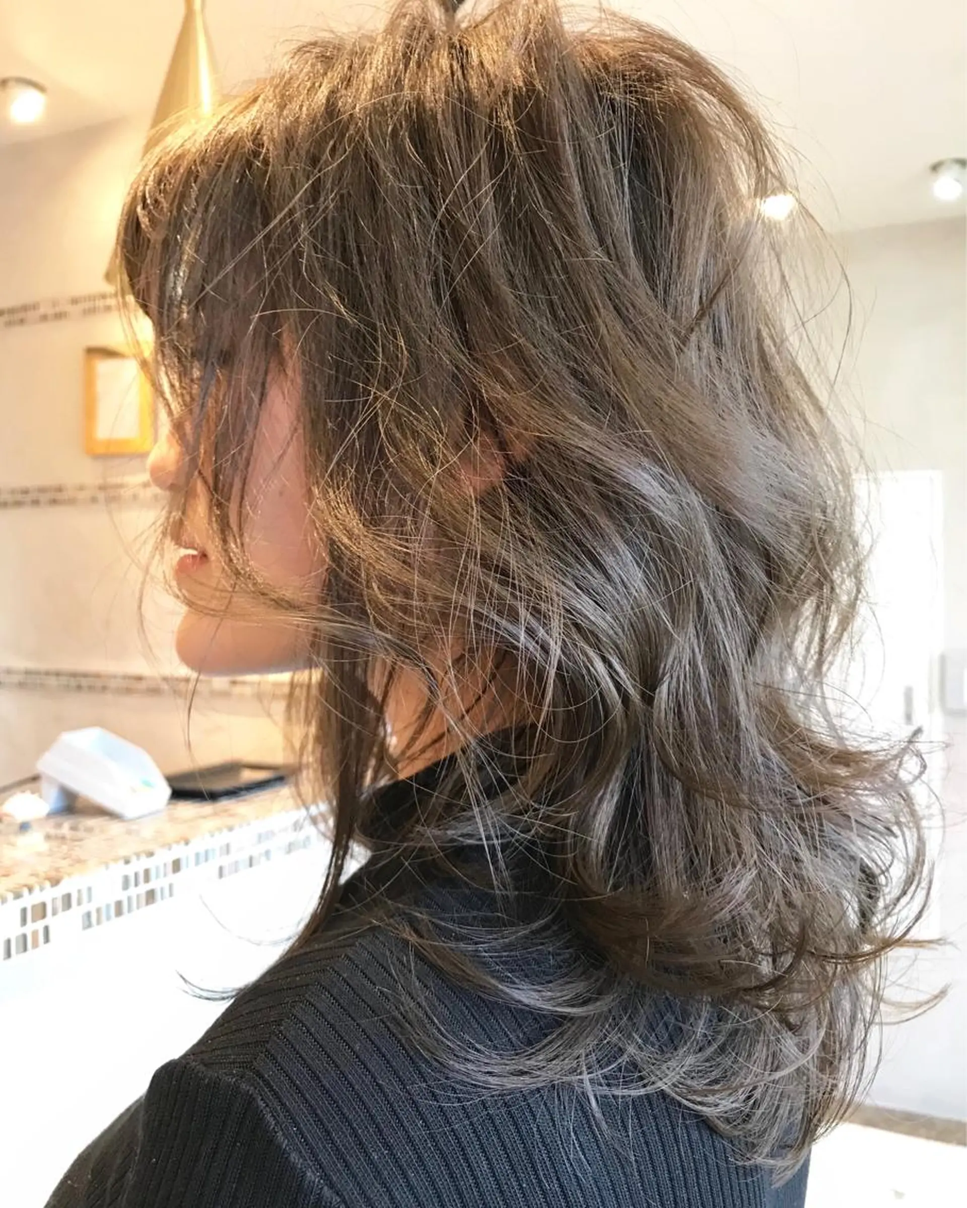 ミディアム ヘアカラー トリートメント AUBE shinjuku所属・ア イカのヘアスタイル
