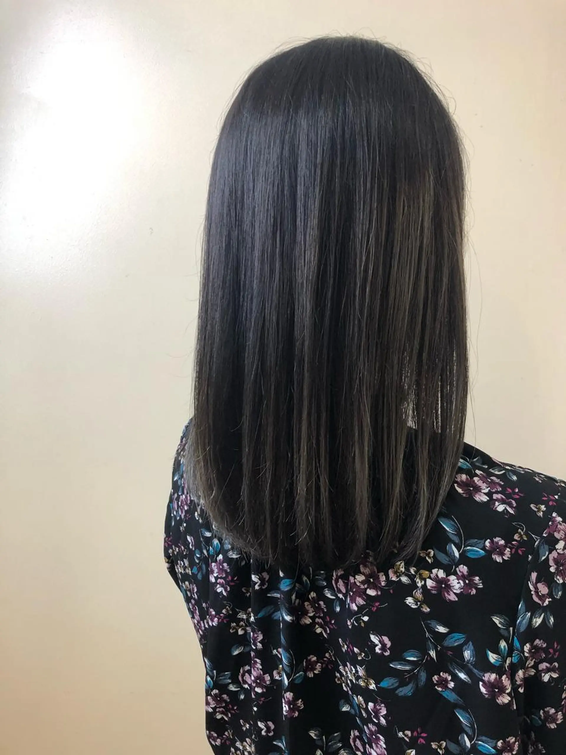 セミロング カラー 長瀬 燎哉のヘアスタイル