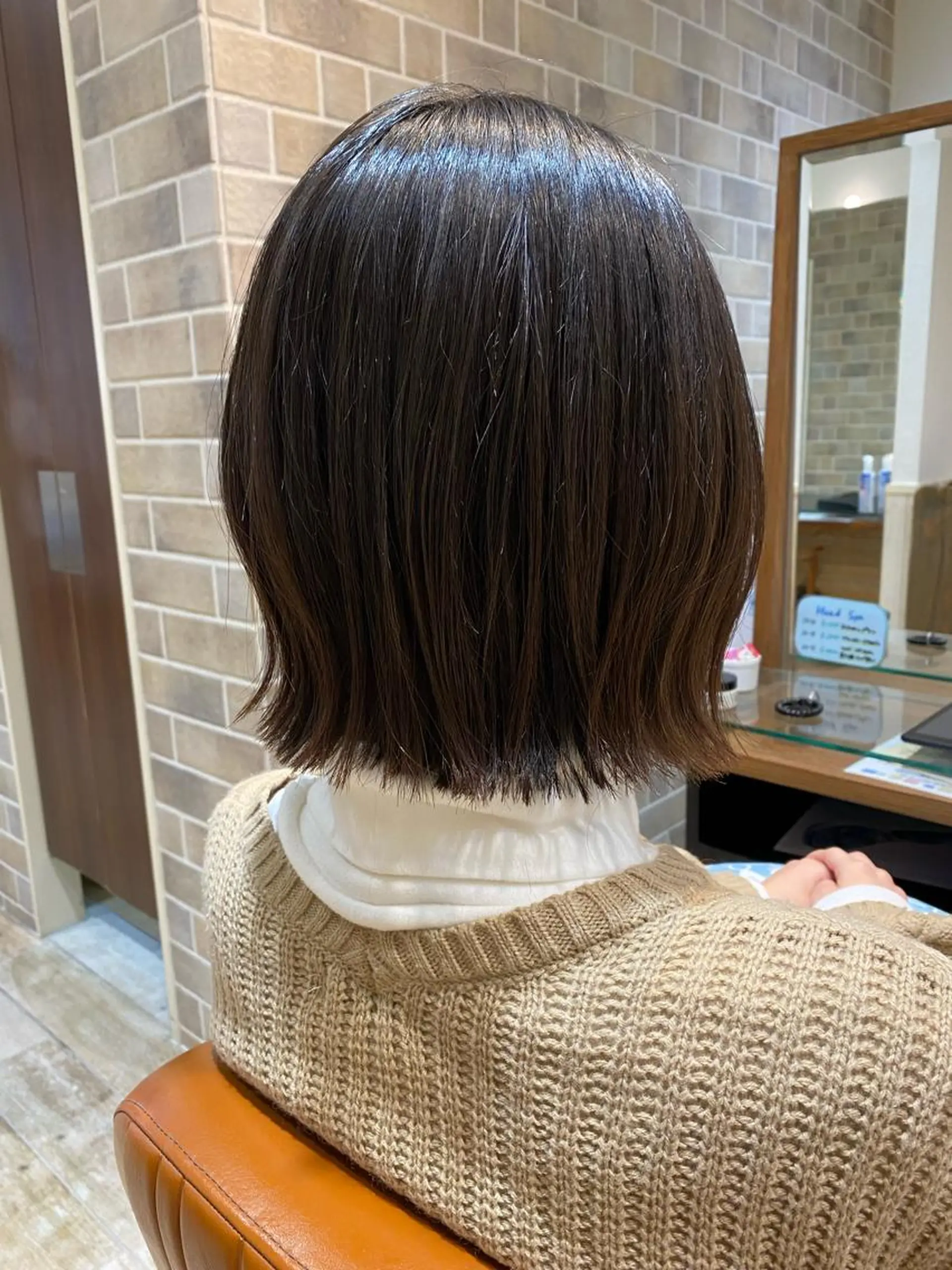 ミディアム カット トリートメント 宮内 真乃のヘアスタイル