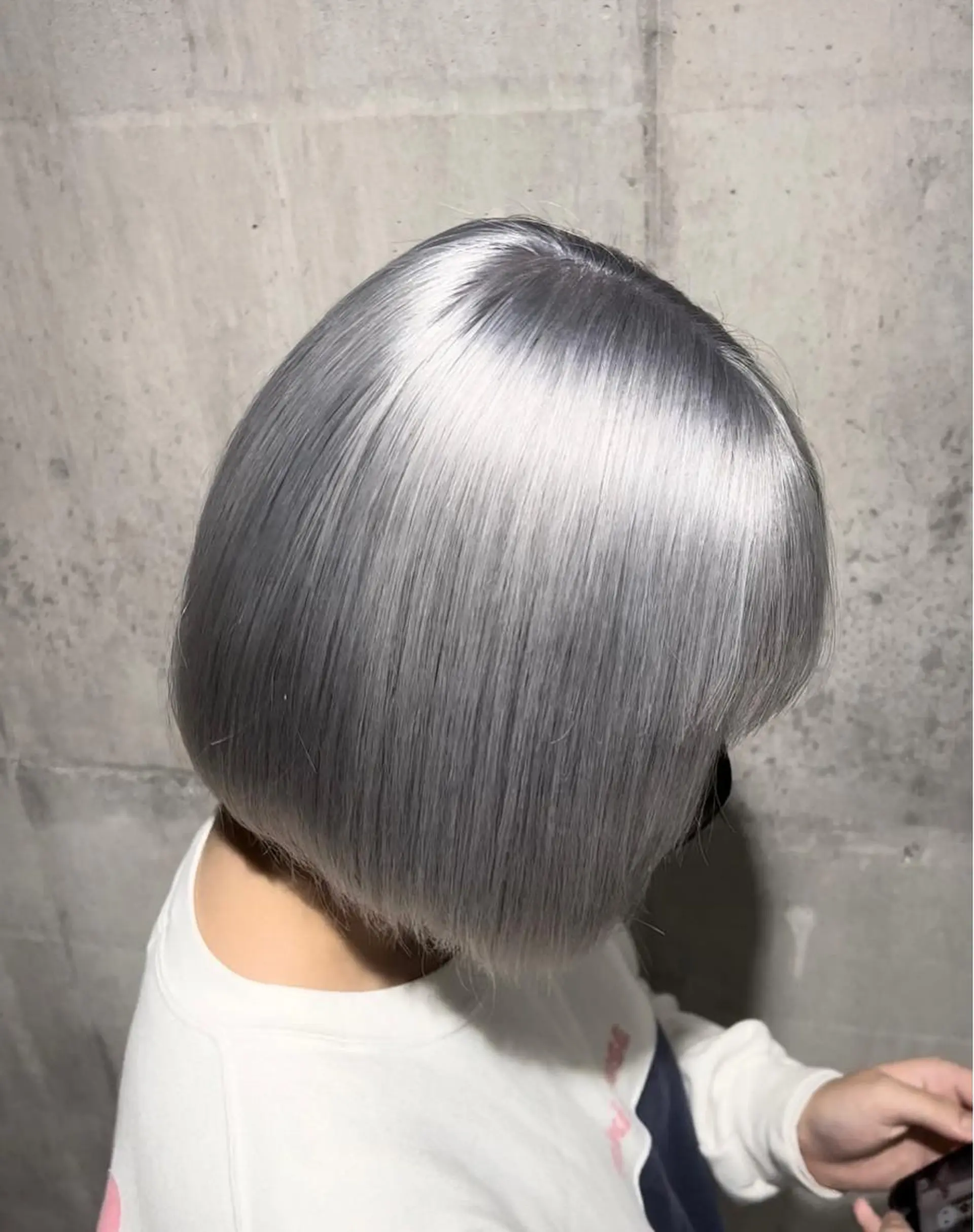 ミディアム カラー mimiiy梅田 中崎町ハイトーンのヘアスタイル