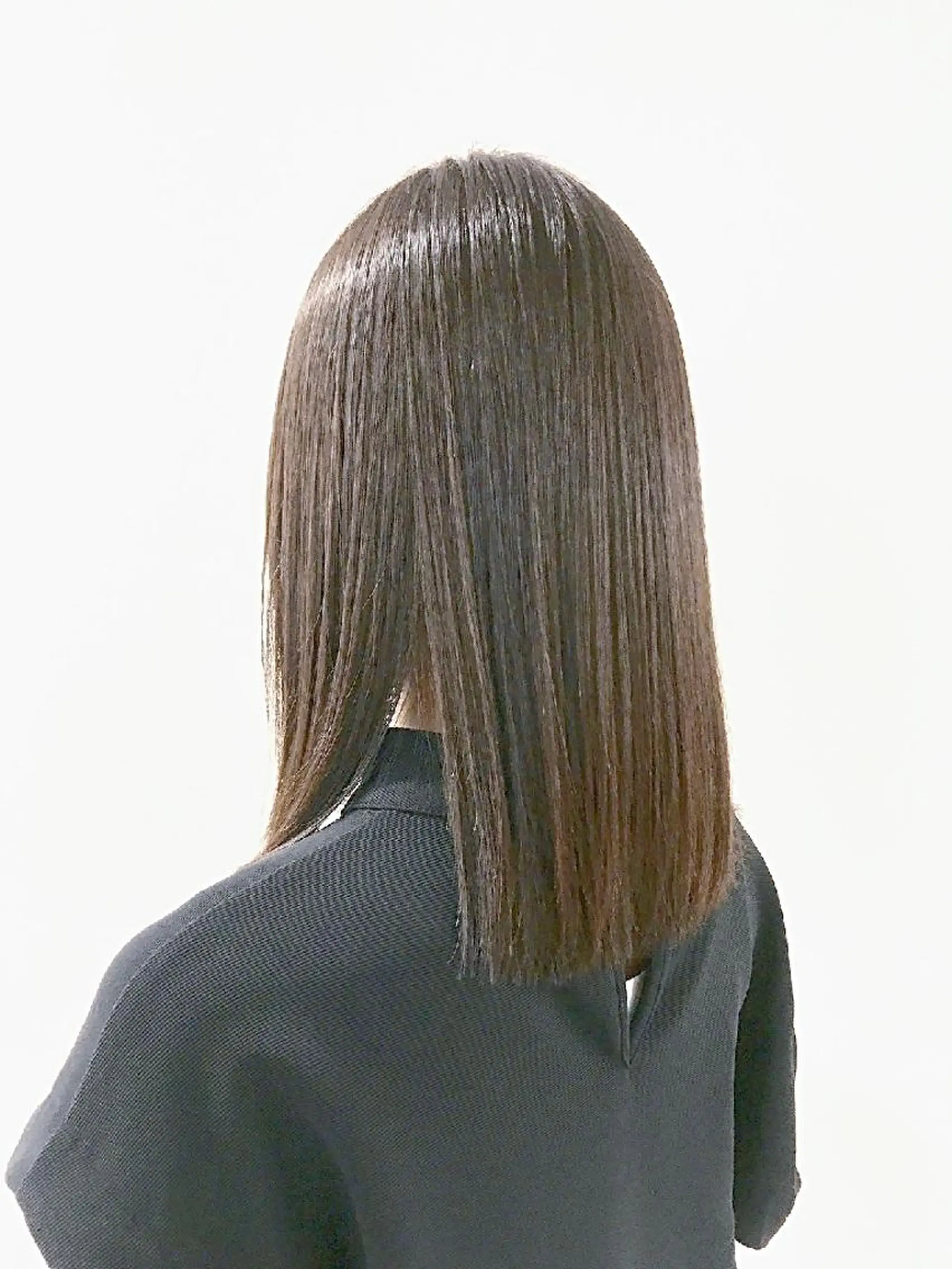 ミディアム 髪質改善 トリートメント yolo.所属・夜特化型ヘアサロン 𓃱yolo.タナベのヘアスタイル