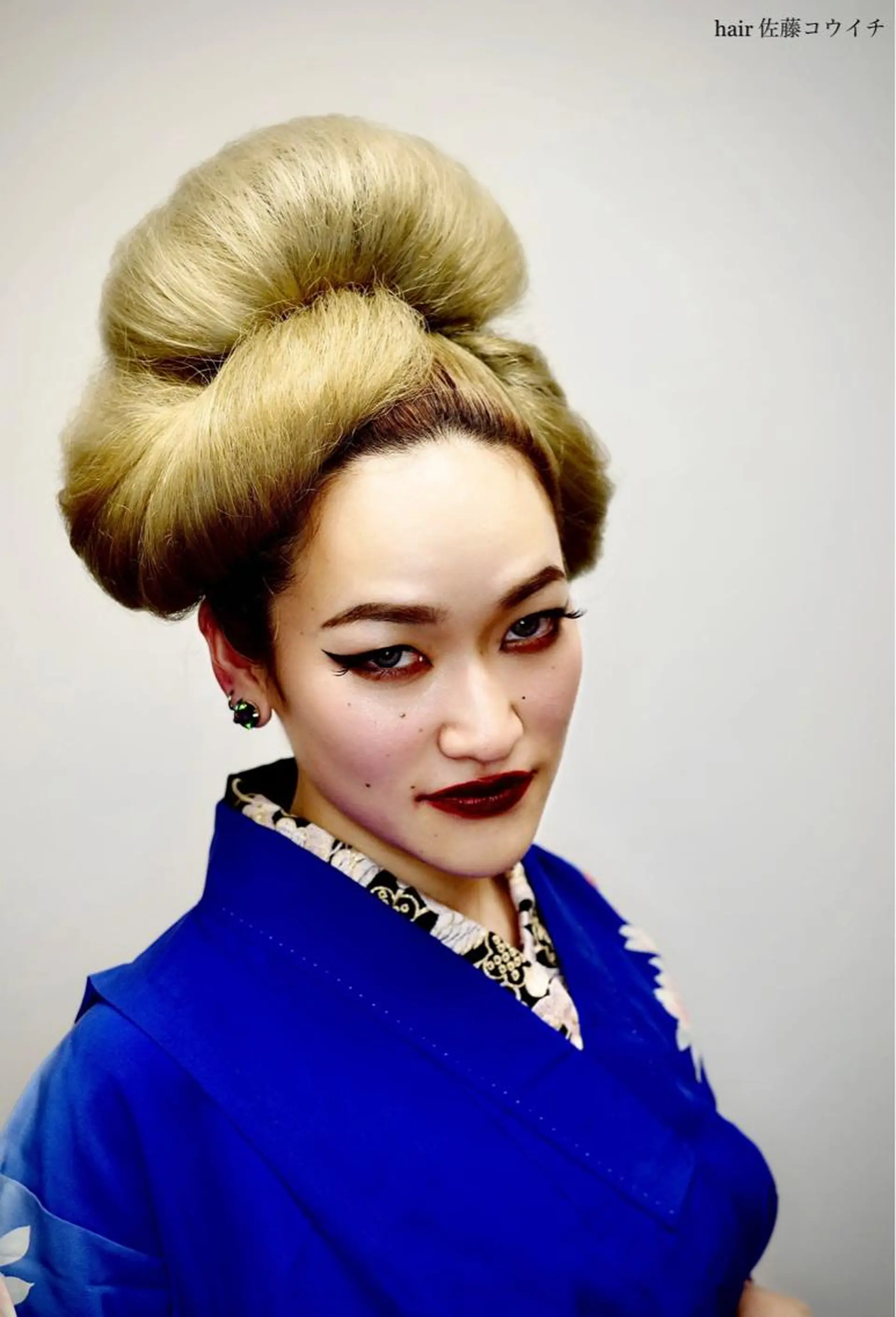 ロング ハイライト レイヤーカット 縮毛矯正 刈り上げ ウルフカット KAH所属・Koichi Satoのヘアスタイル