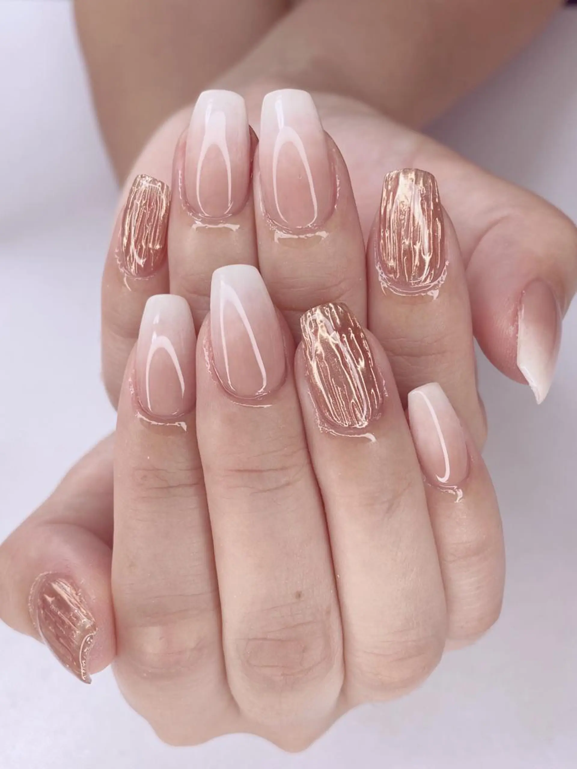 ネイル アートネイル ミラーネイル ニュアンスネイル Ｎail Ｓalon ertiのネイルデザイン