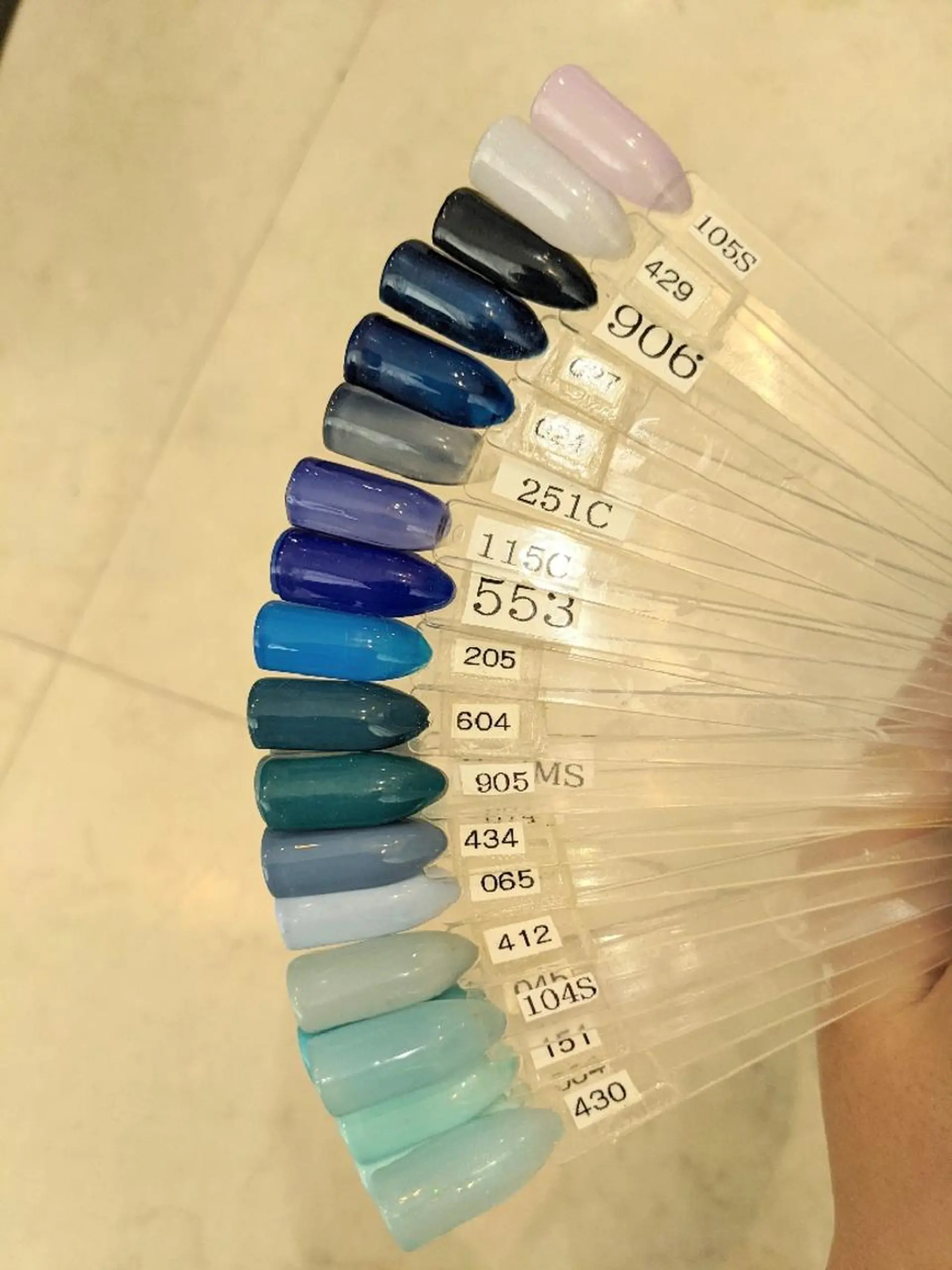 ネイル 佐久間 江美のネイルデザイン