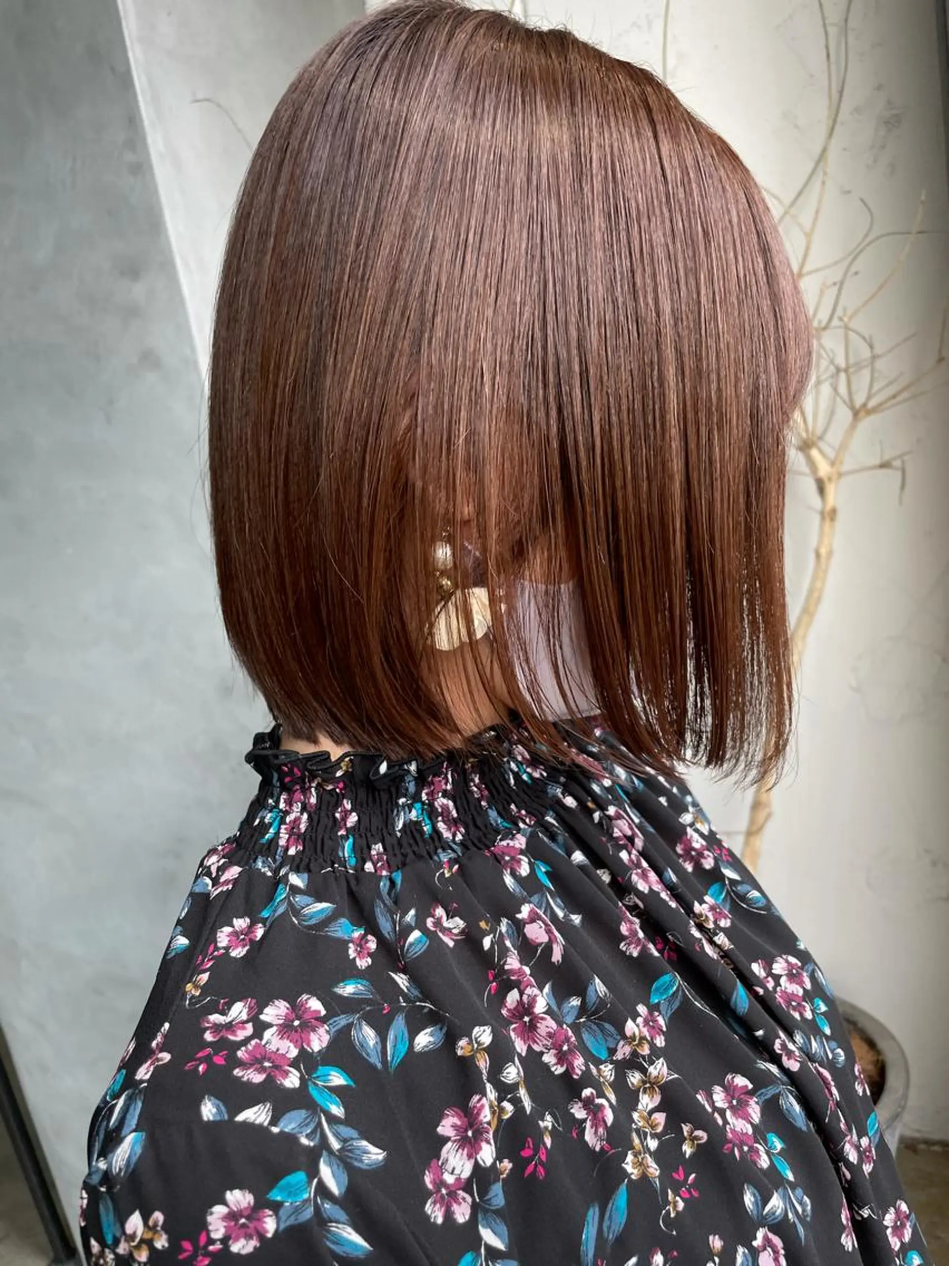 ショート ヘアカラー トリートメント 美髪矯正/艶カラー ボブ/栄/鐘ヶ江純也のヘアスタイル