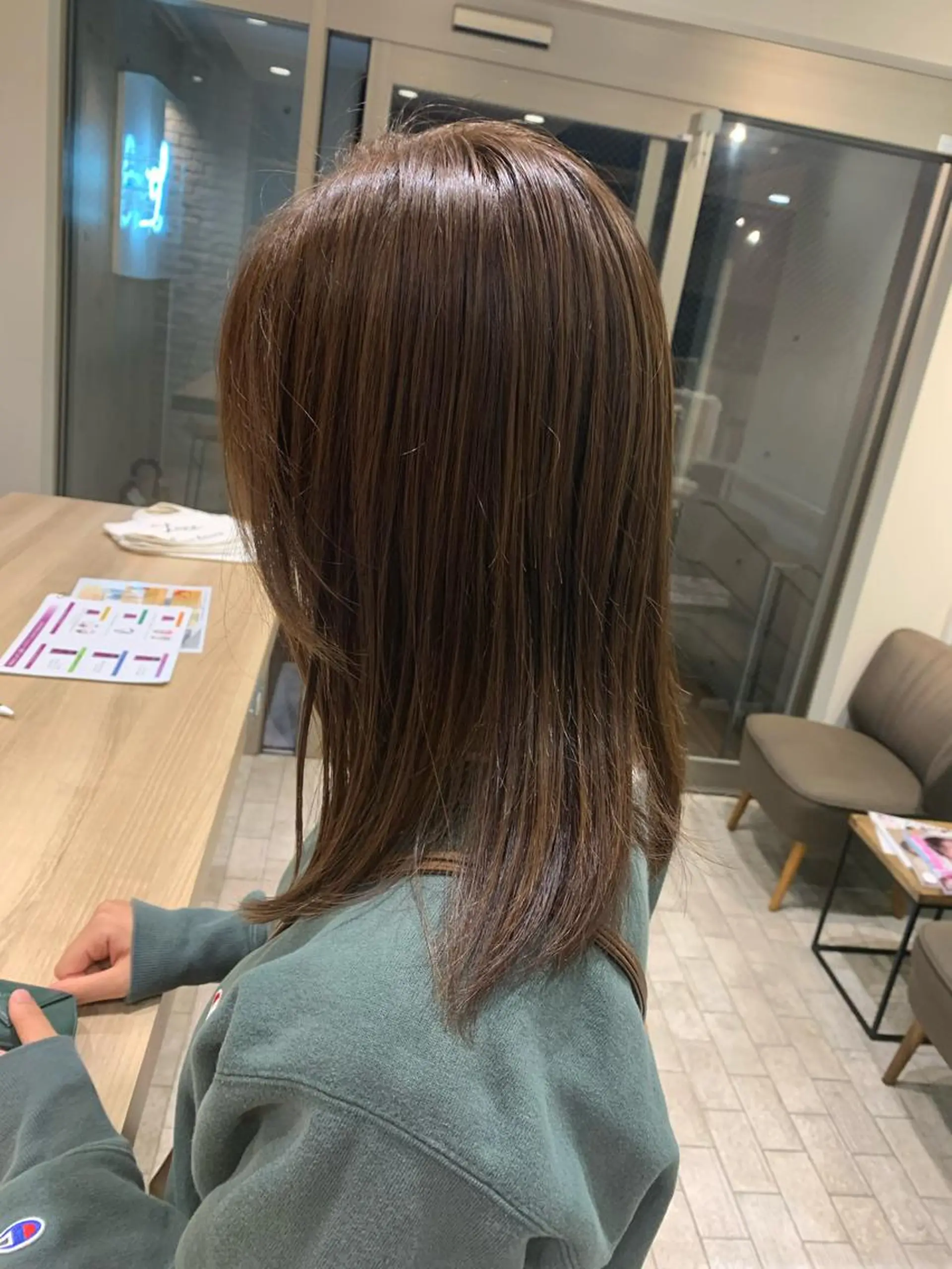 セミロング カラー ダブルカラー 夏海 大宮美容室のヘアスタイル