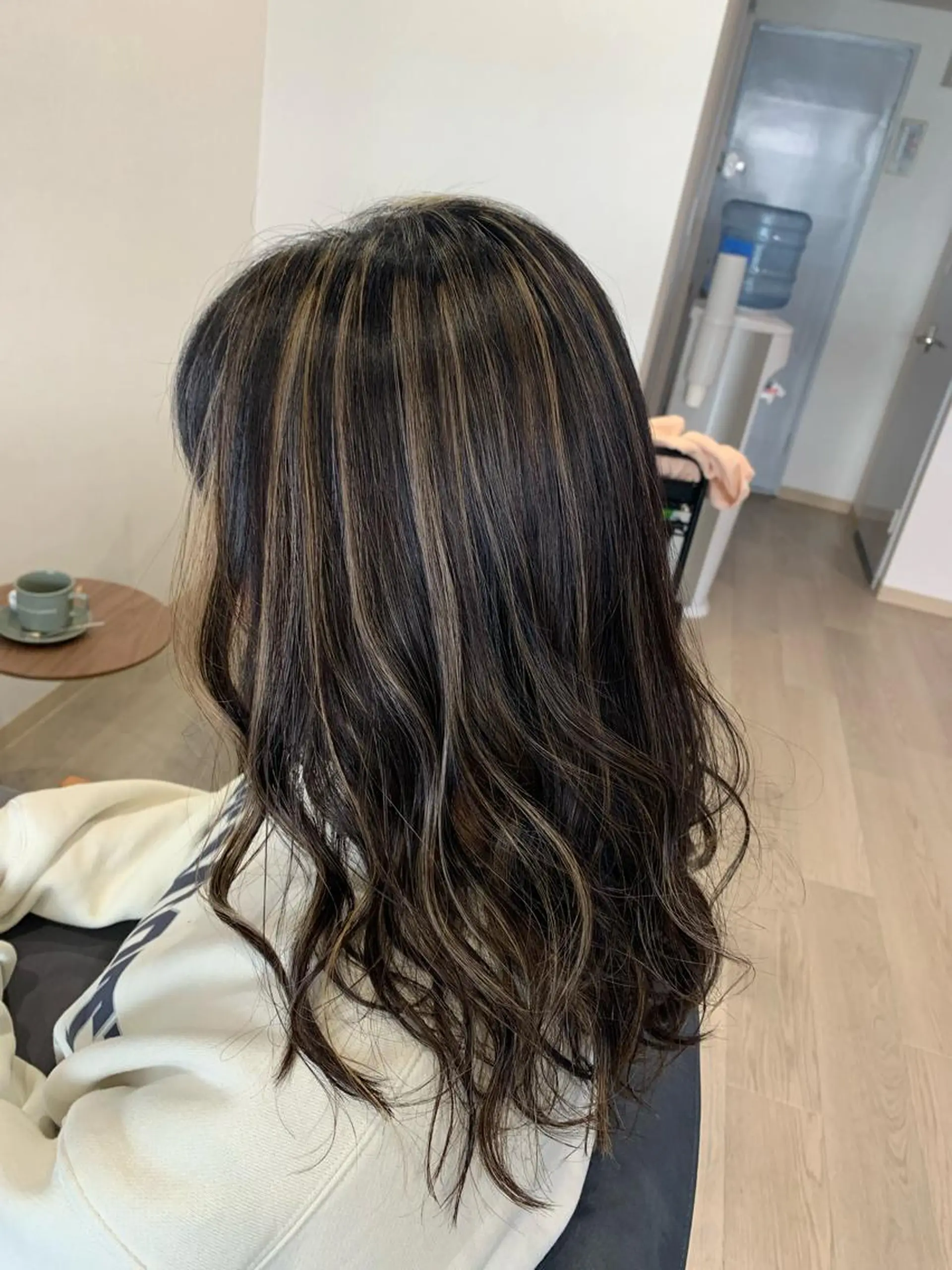 ロング カラー ブリーチ ハイライトカラー ハイライト hair & spa Nalu所属・hair & spa Naluのヘアスタイル