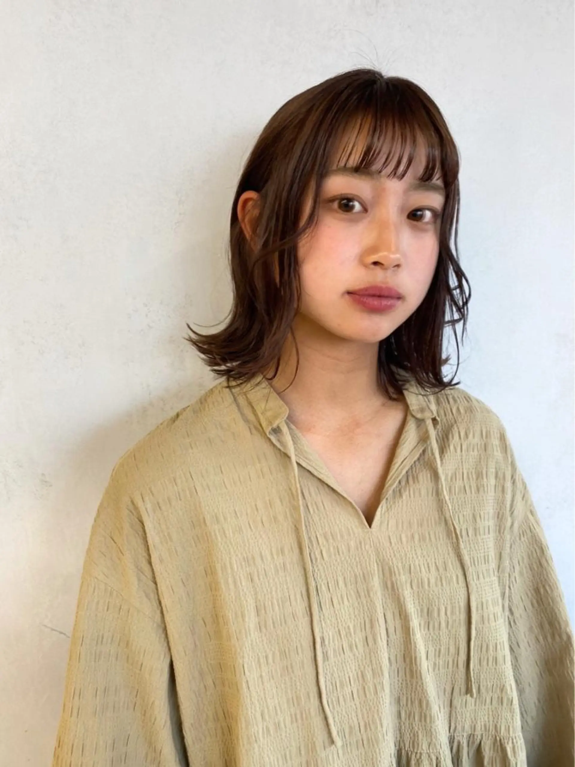 ミディアム 外ハネヘア カット ヘアカラー トリートメント 千畑/マンツーマン/ 艶髪と透け感のヘアスタイル