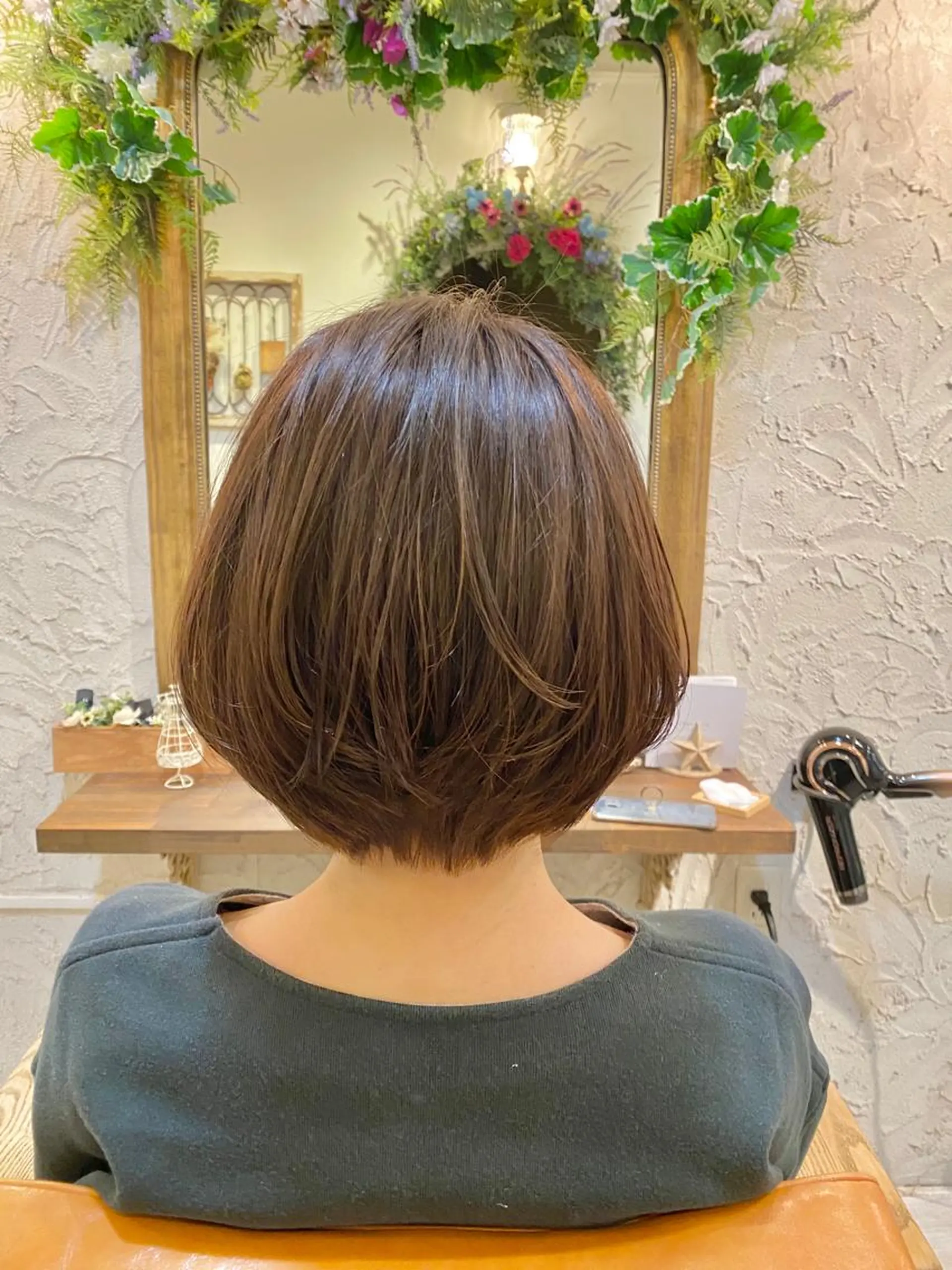 ショート パーマ ニュアンスパーマ よこもり あいのヘアスタイル