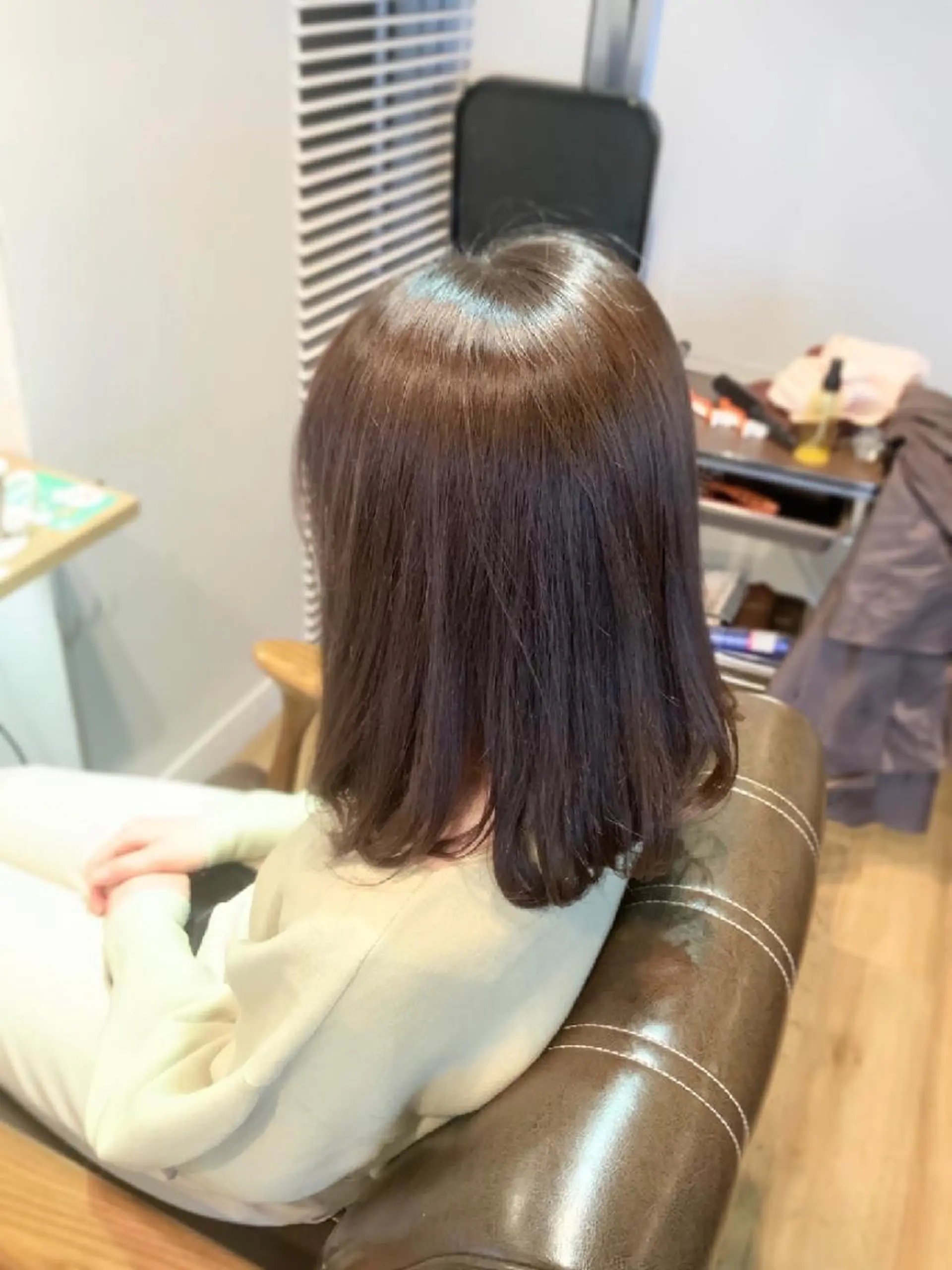 カラー ショコラグレージュ グレージュ ヘアカラー トリートメント 堀 望美のヘアスタイル