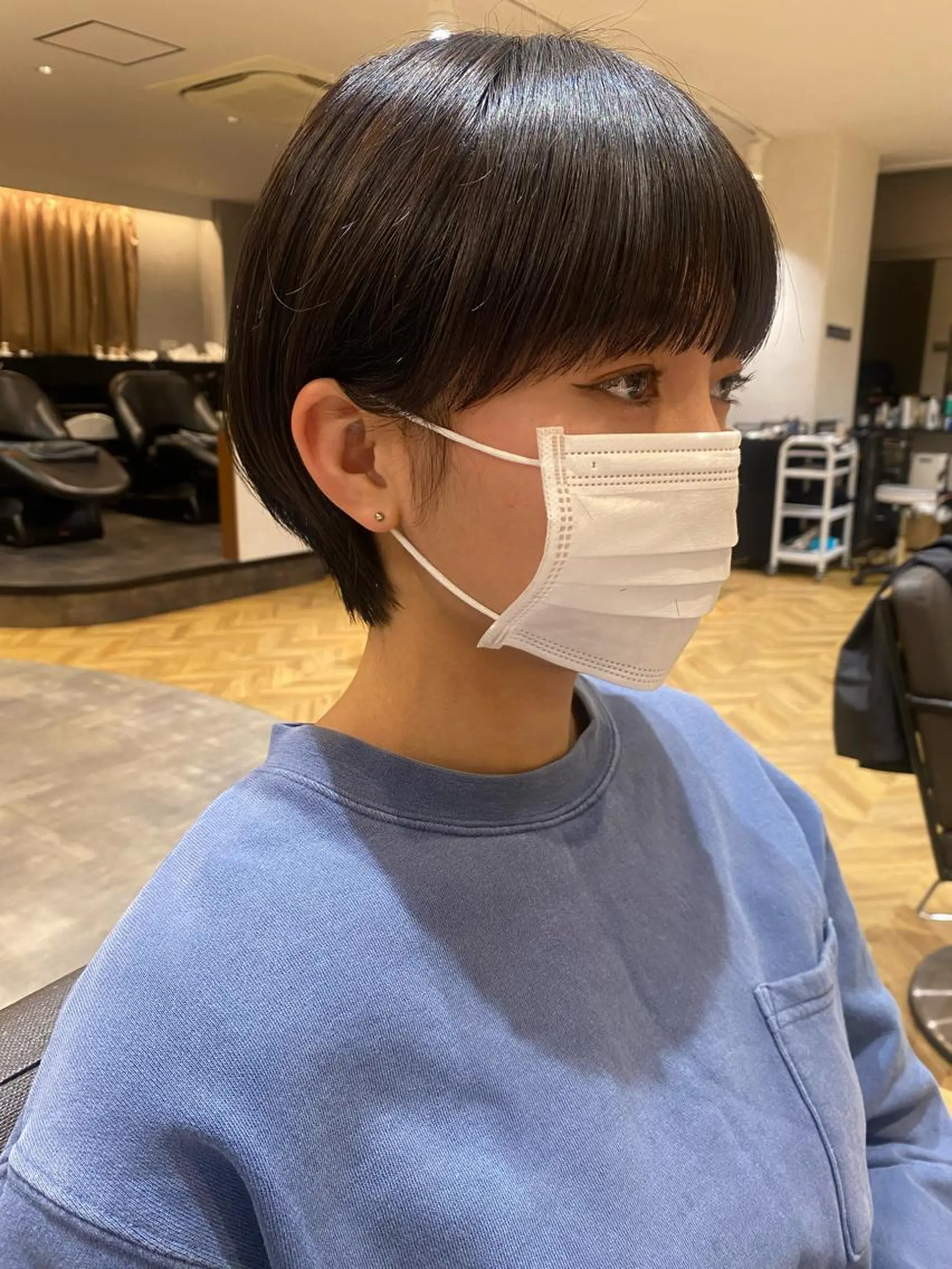 ショート ショートヘア カット ヘアカラー かえ🩶韓国ボブ🎀 透明感カラー🥣のヘアスタイル