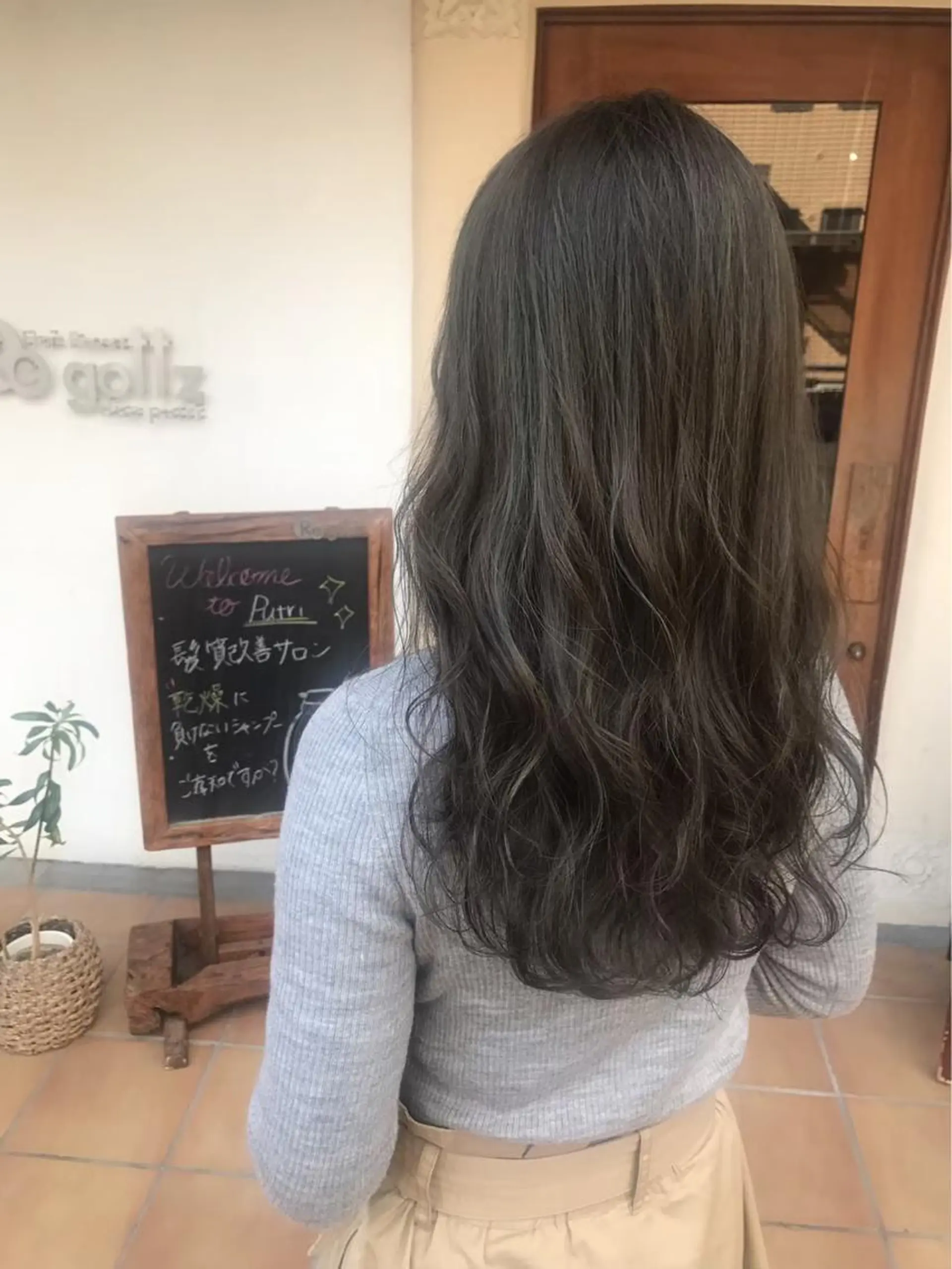 ロング カラー カット ヘアカラー トリートメント 中津/柔らかカラー/ ナガオ　イズミのヘアスタイル