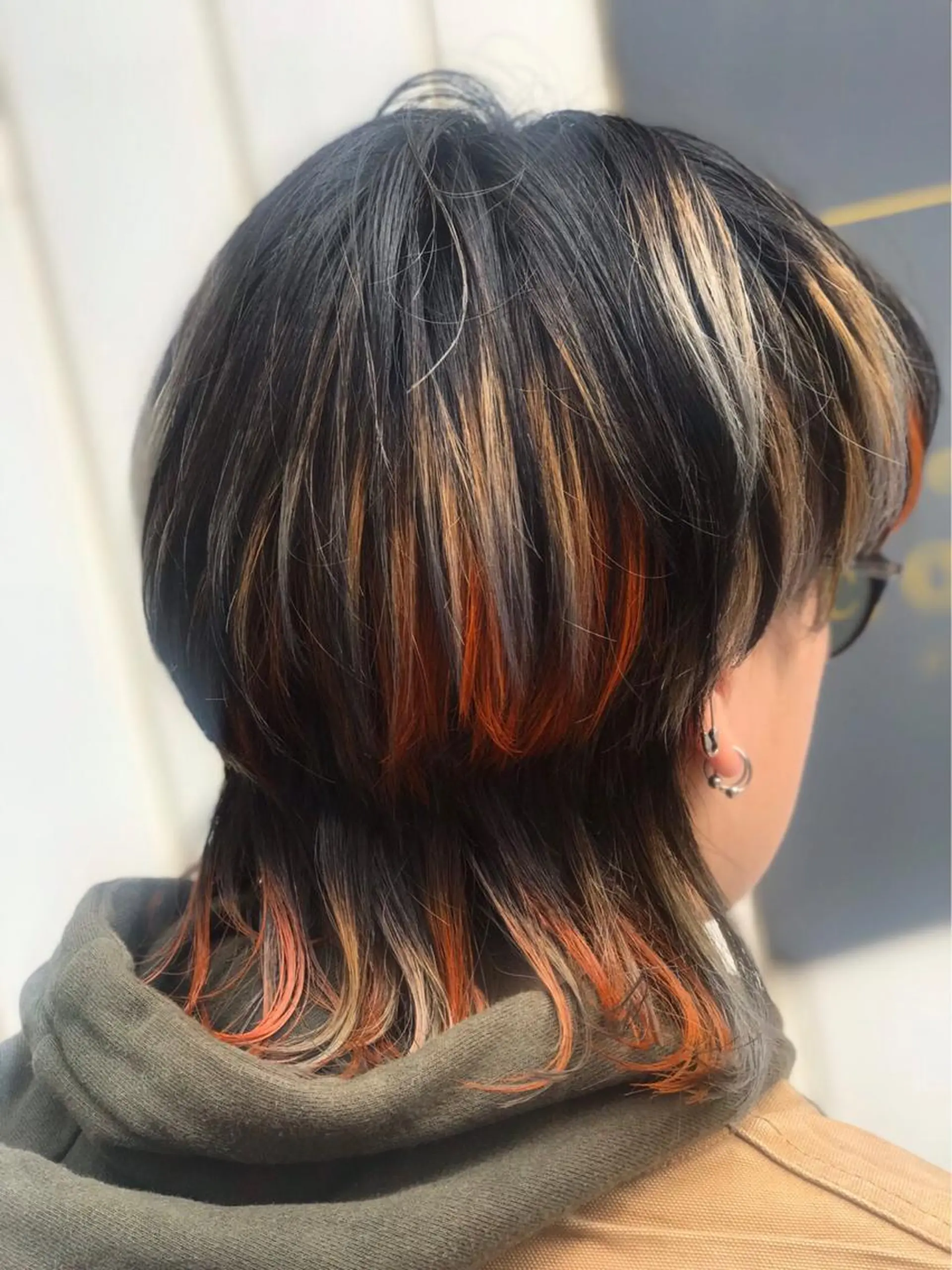 ショート カラー デザインカラー 鈴村 大介のヘアスタイル