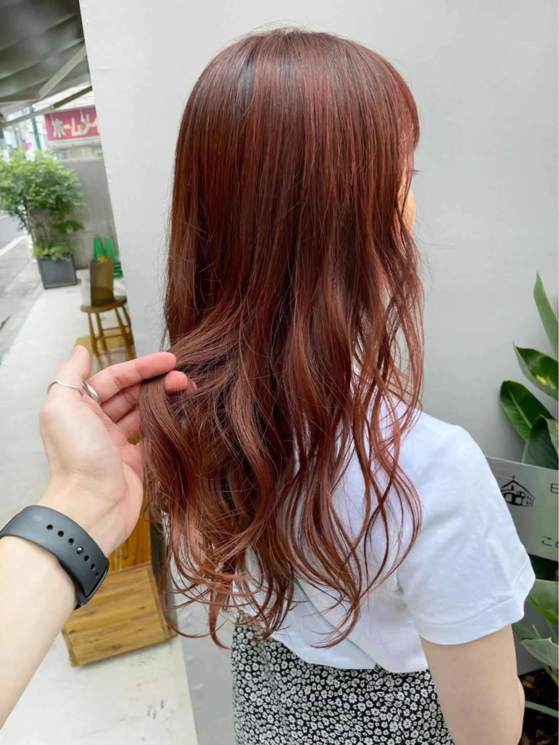 ロング カラー オレンジ ピンクカラー カット ヘアカラー トリートメント HIROKI ” stylistのヘアスタイル