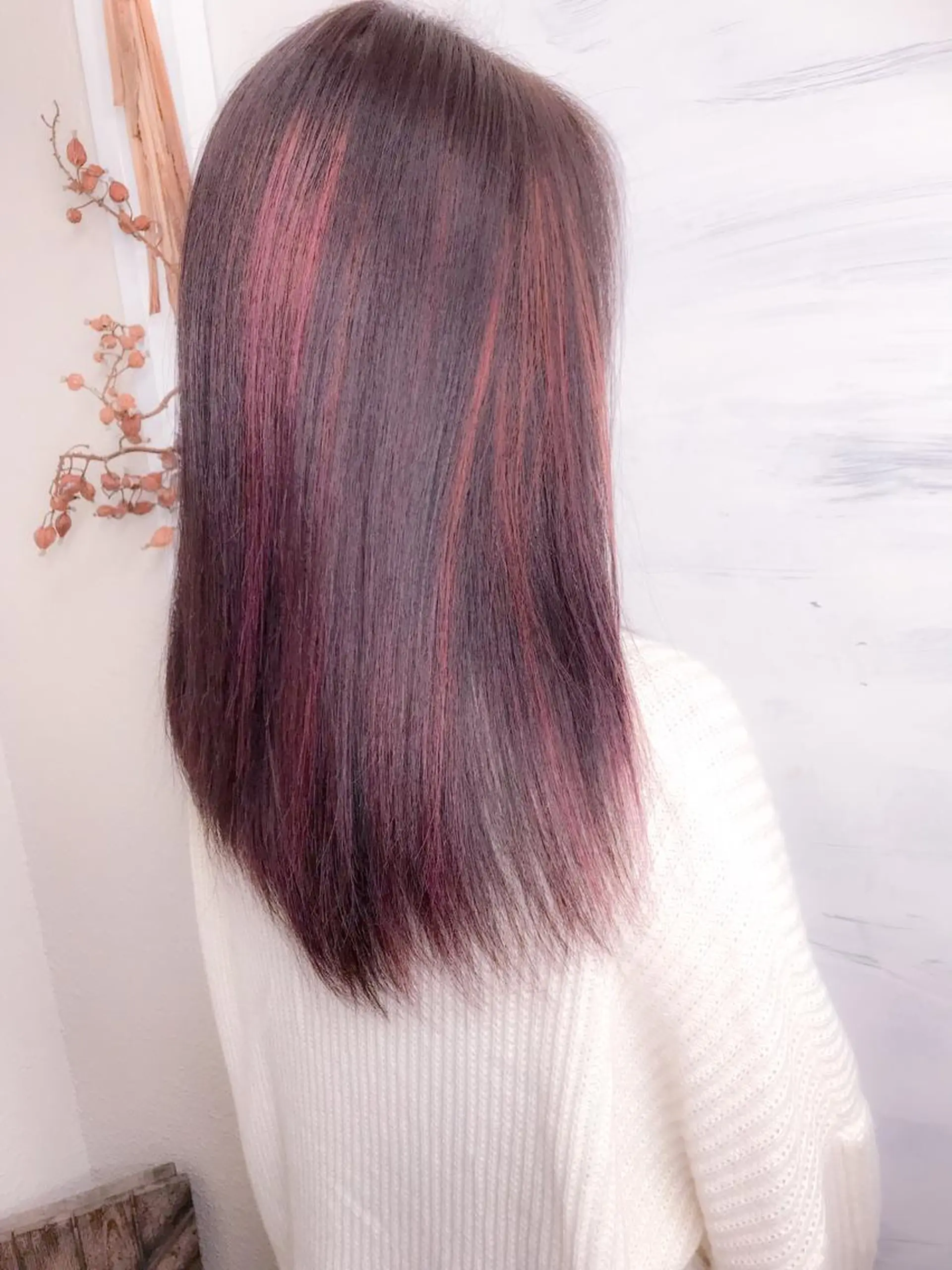 セミロング カラー ハイライトカラー ピンクカラー ハイライト ヘアカラー BOX mico.のヘアスタイル