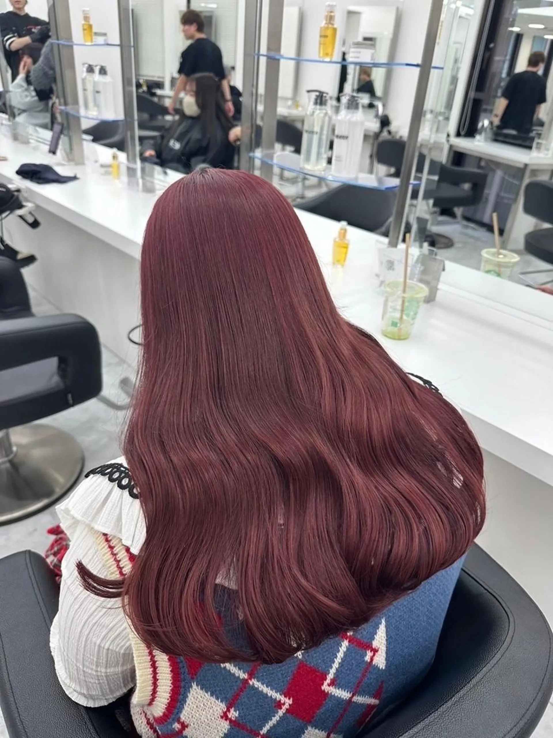 カラー 🖤ウルフ×ハイ トーン🖤KOYAのヘアスタイル