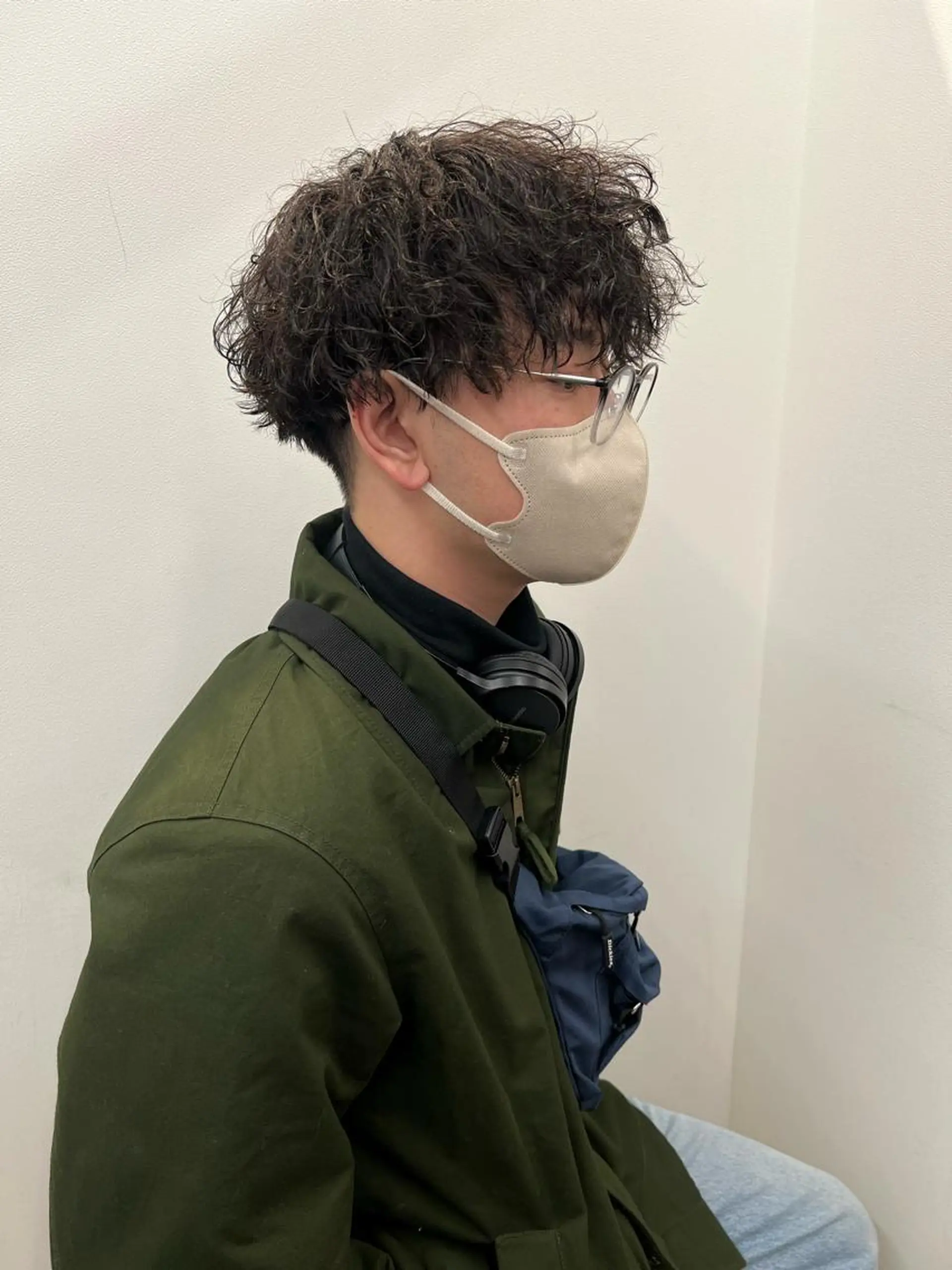 メンズ パーマ 青木 芽生のヘアスタイル