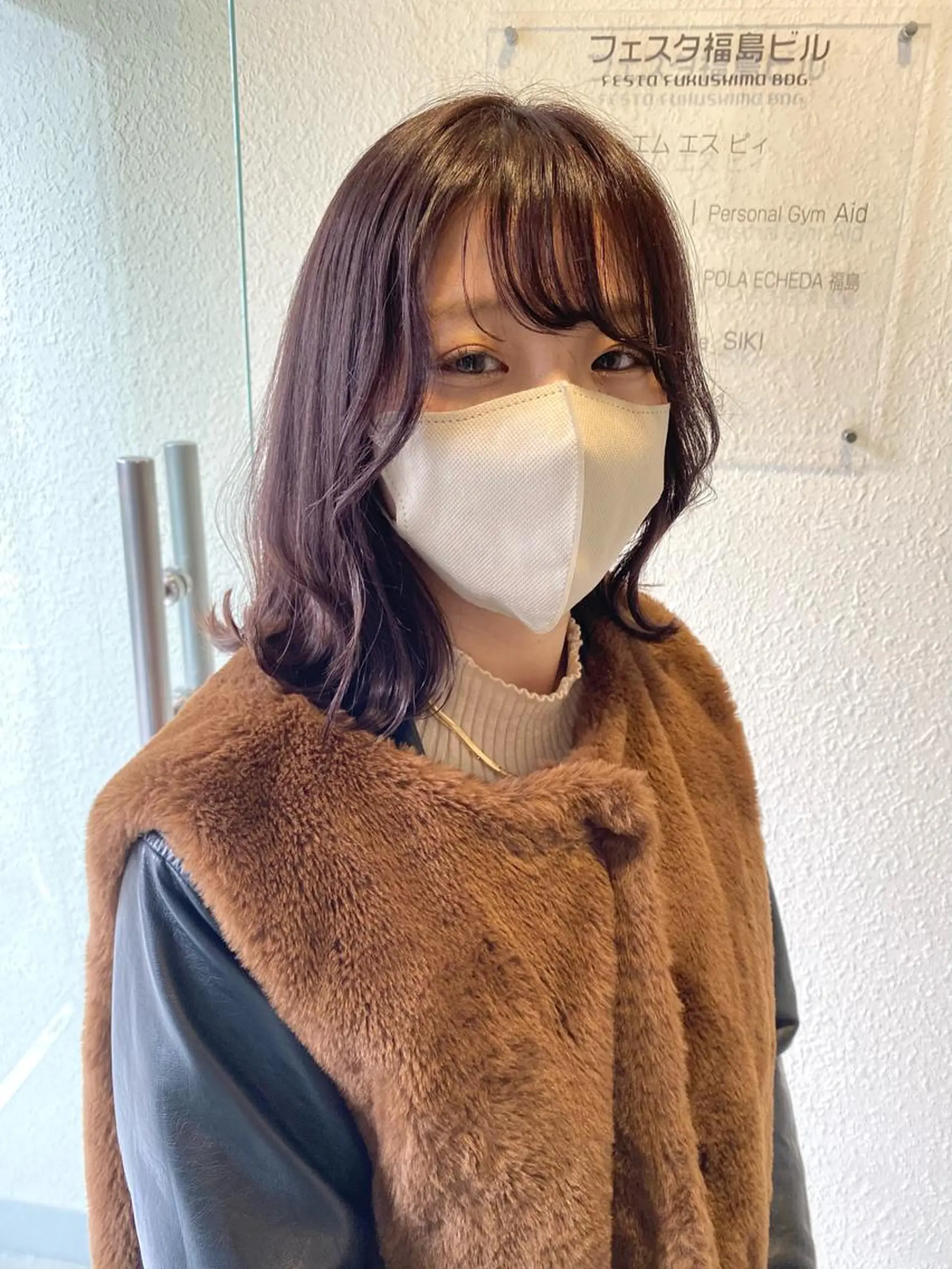 ミディアム 切りっぱなしボブ オレンジブラウン ピンクブラウン ボブ サイドバング カット ヘアカラー タナカ レイのヘアスタイル