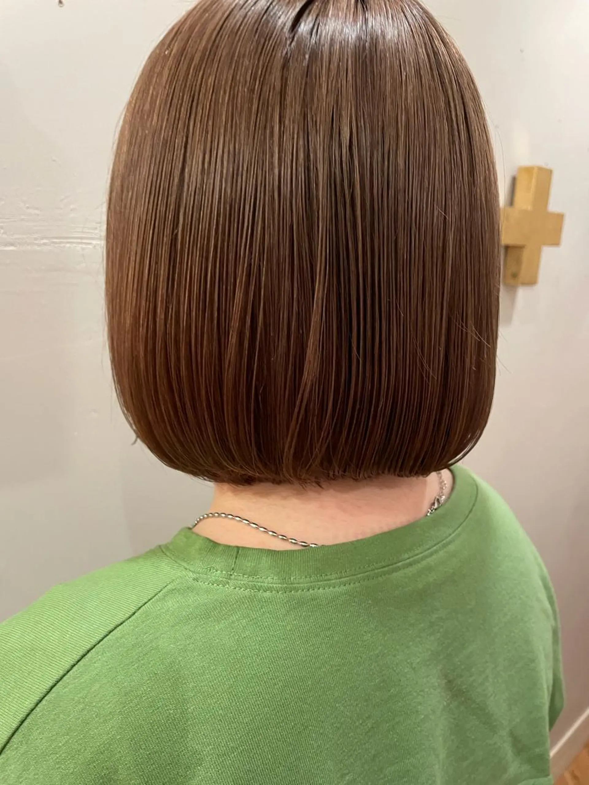 ショート カラー ベージュカラー ブリーチ ⚪️ISHIZUKA AOI⚪️のヘアスタイル